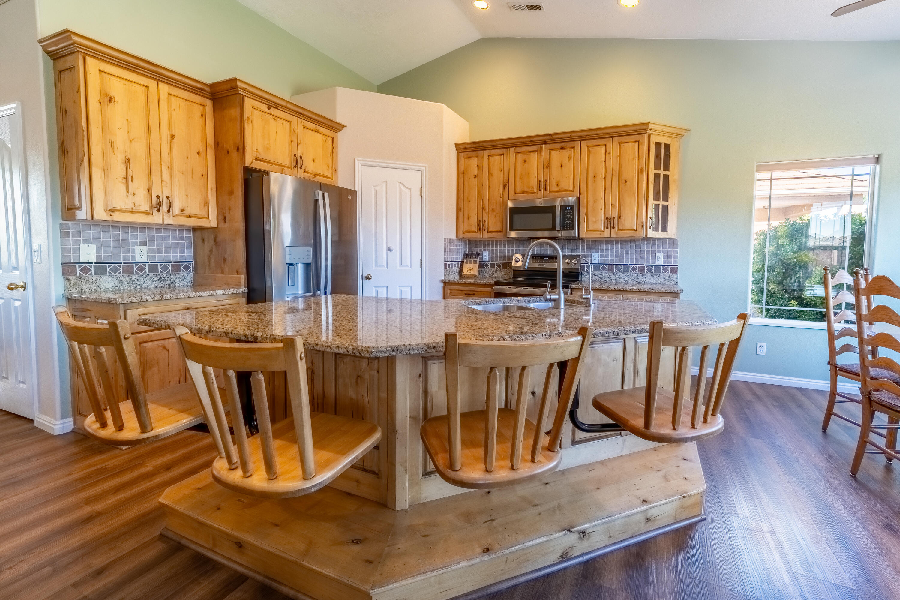 CANTERWOOD ESTATES - Residential