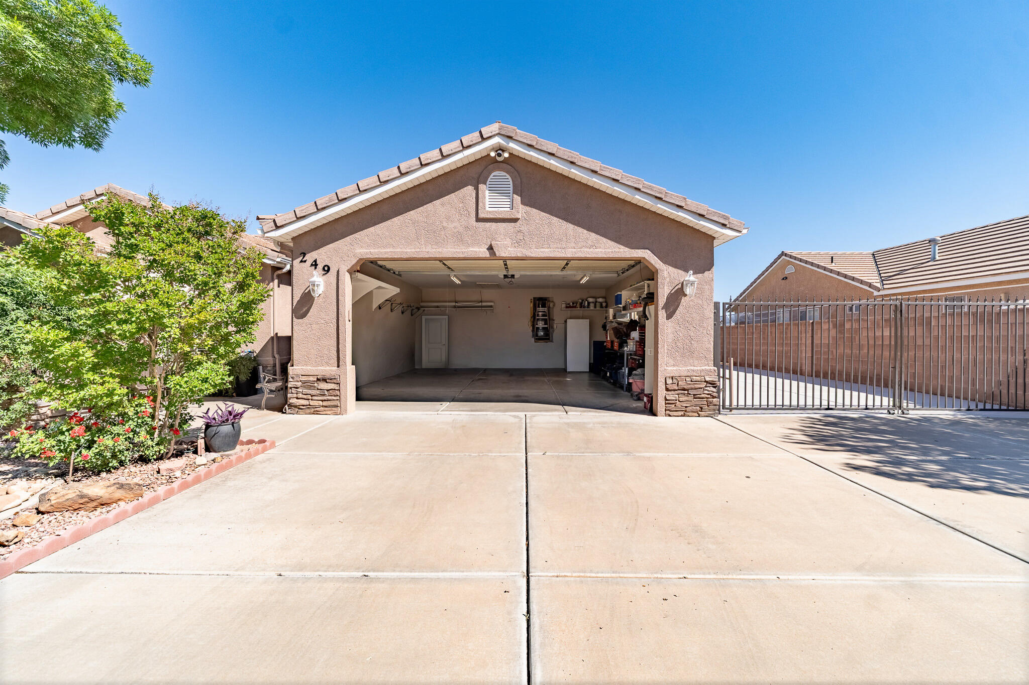 CANTERWOOD ESTATES - Residential