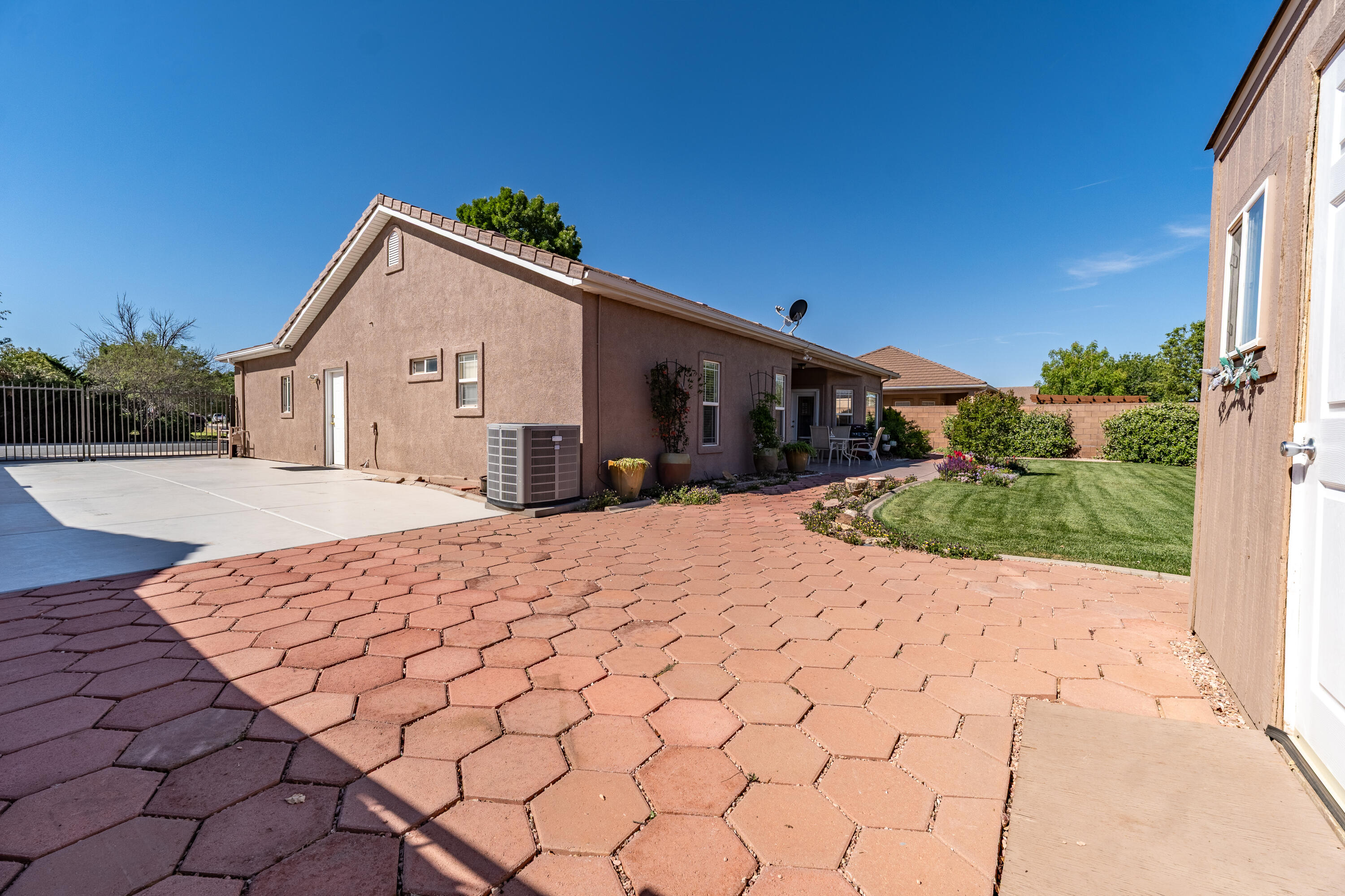 CANTERWOOD ESTATES - Residential