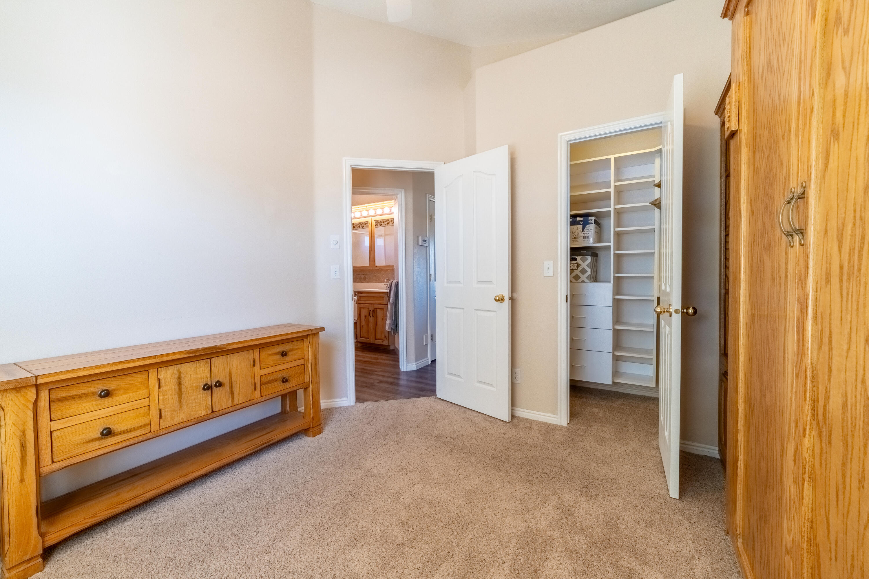 CANTERWOOD ESTATES - Residential