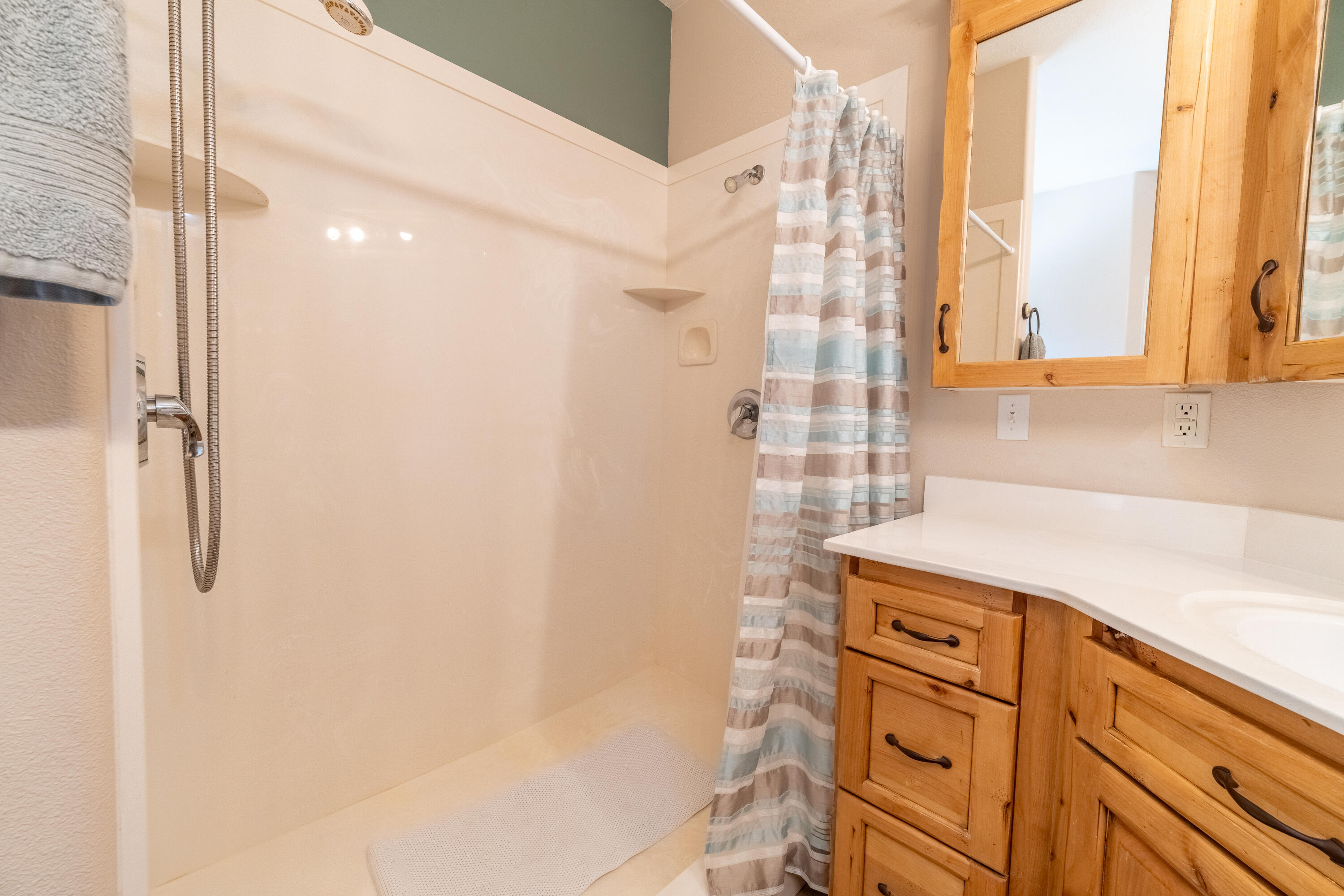 CANTERWOOD ESTATES - Residential