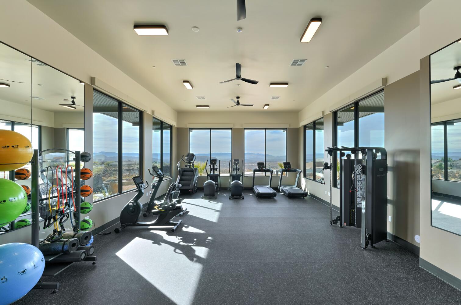 SOLIS AT CORAL CANYON - Residential