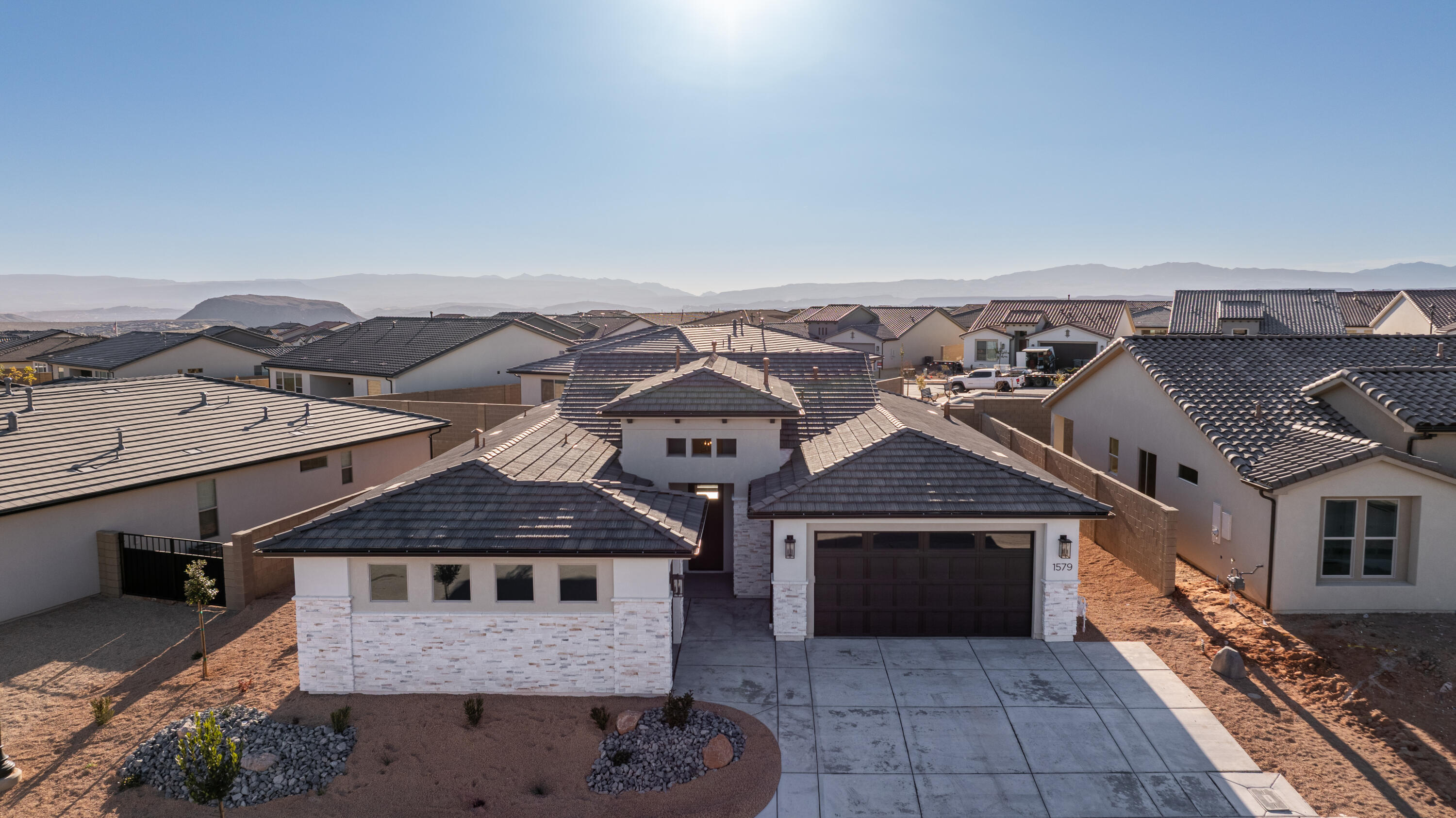 SOLIS AT CORAL CANYON - Residential