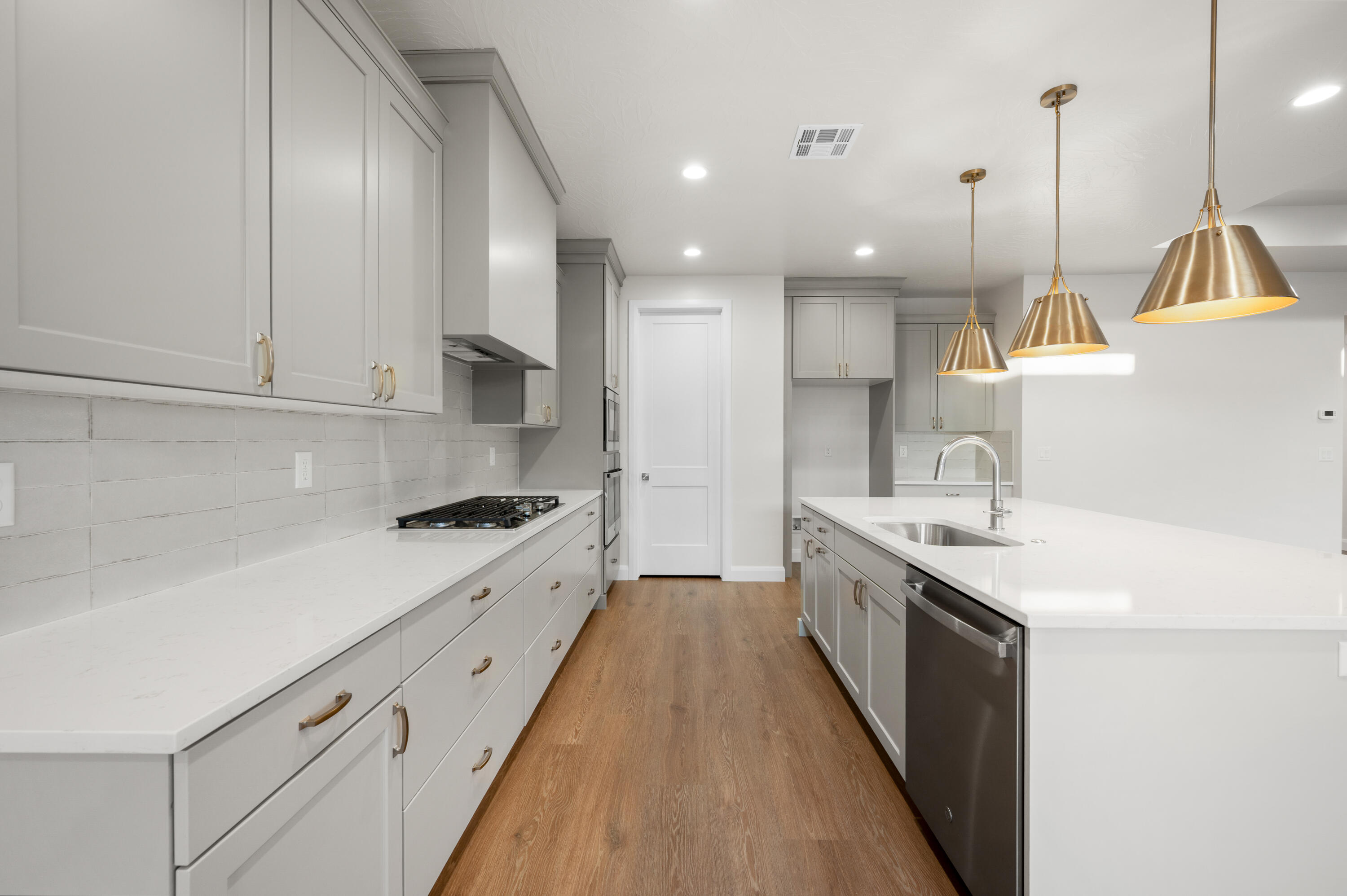 SOLIS AT CORAL CANYON - Residential