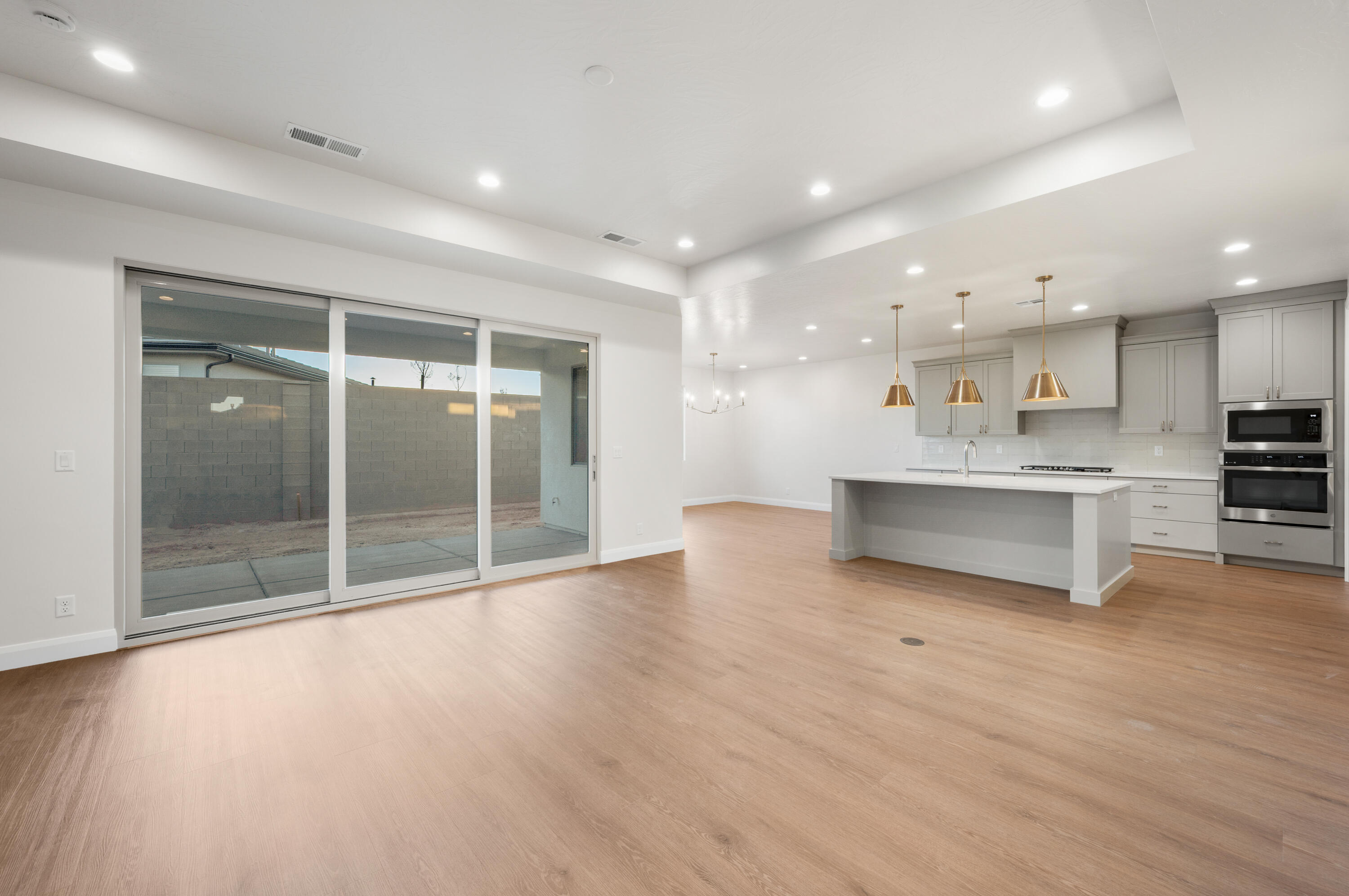 SOLIS AT CORAL CANYON - Residential