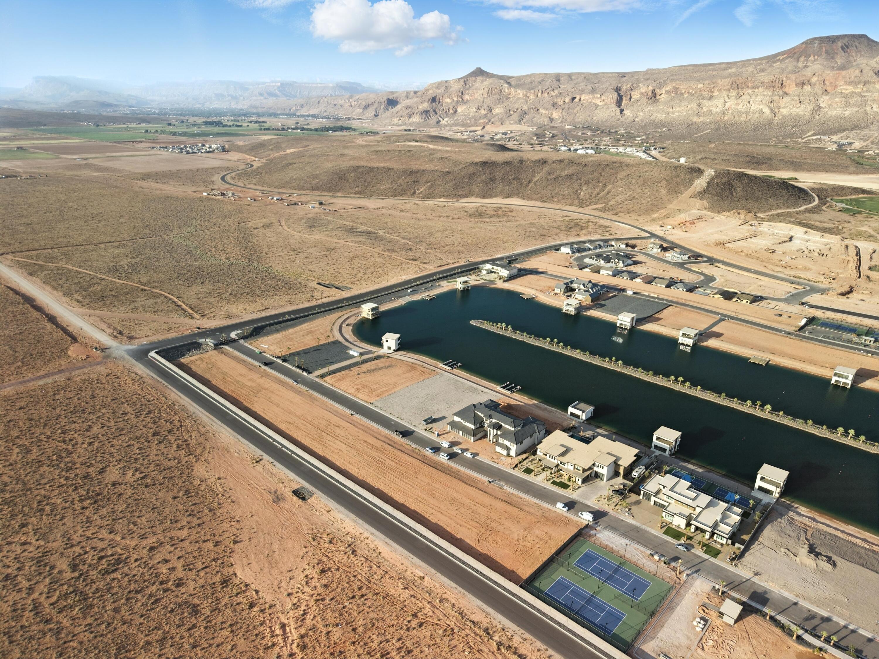 SOUTHERN SHORES - Land