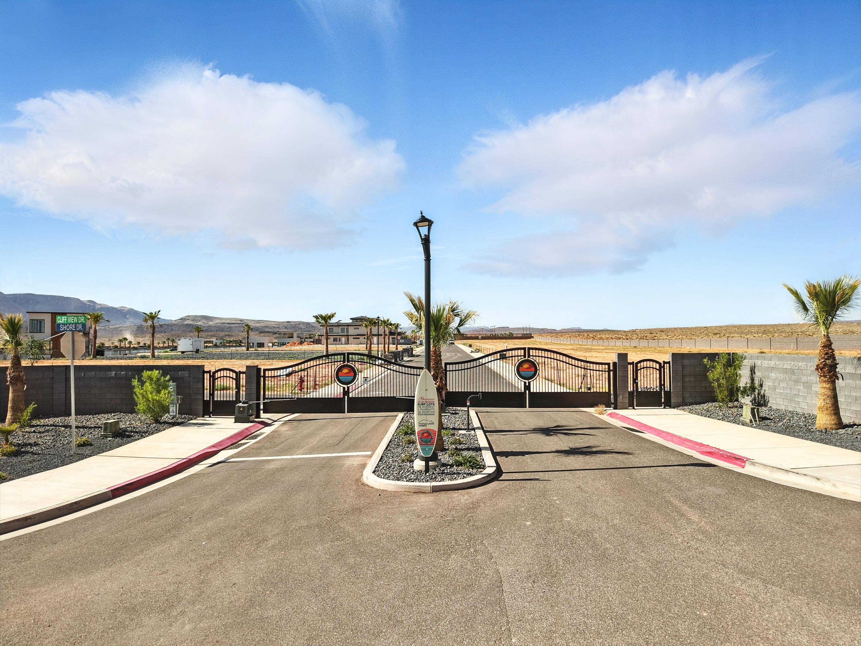 SOUTHERN SHORES - Land