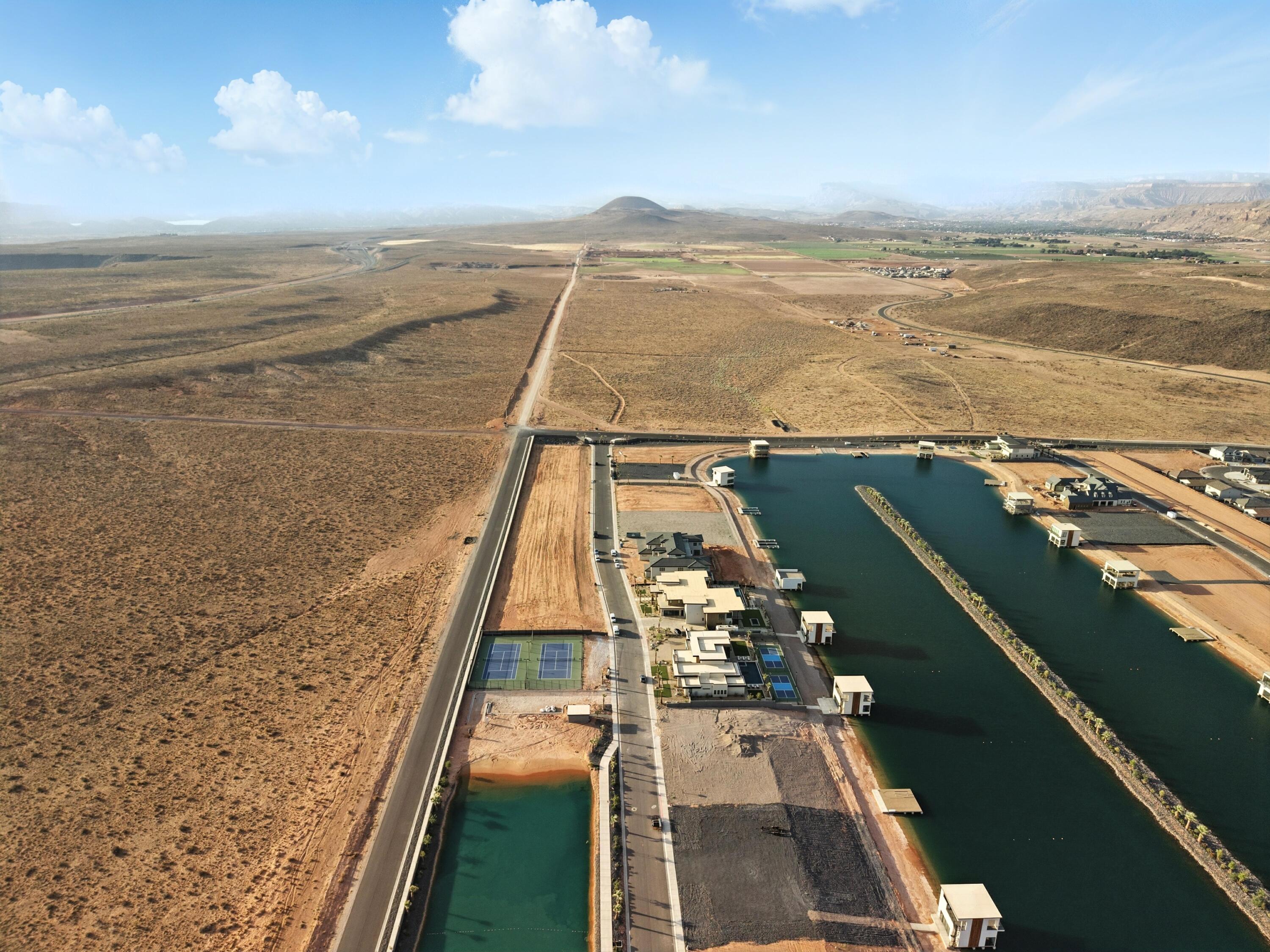 SOUTHERN SHORES - Land