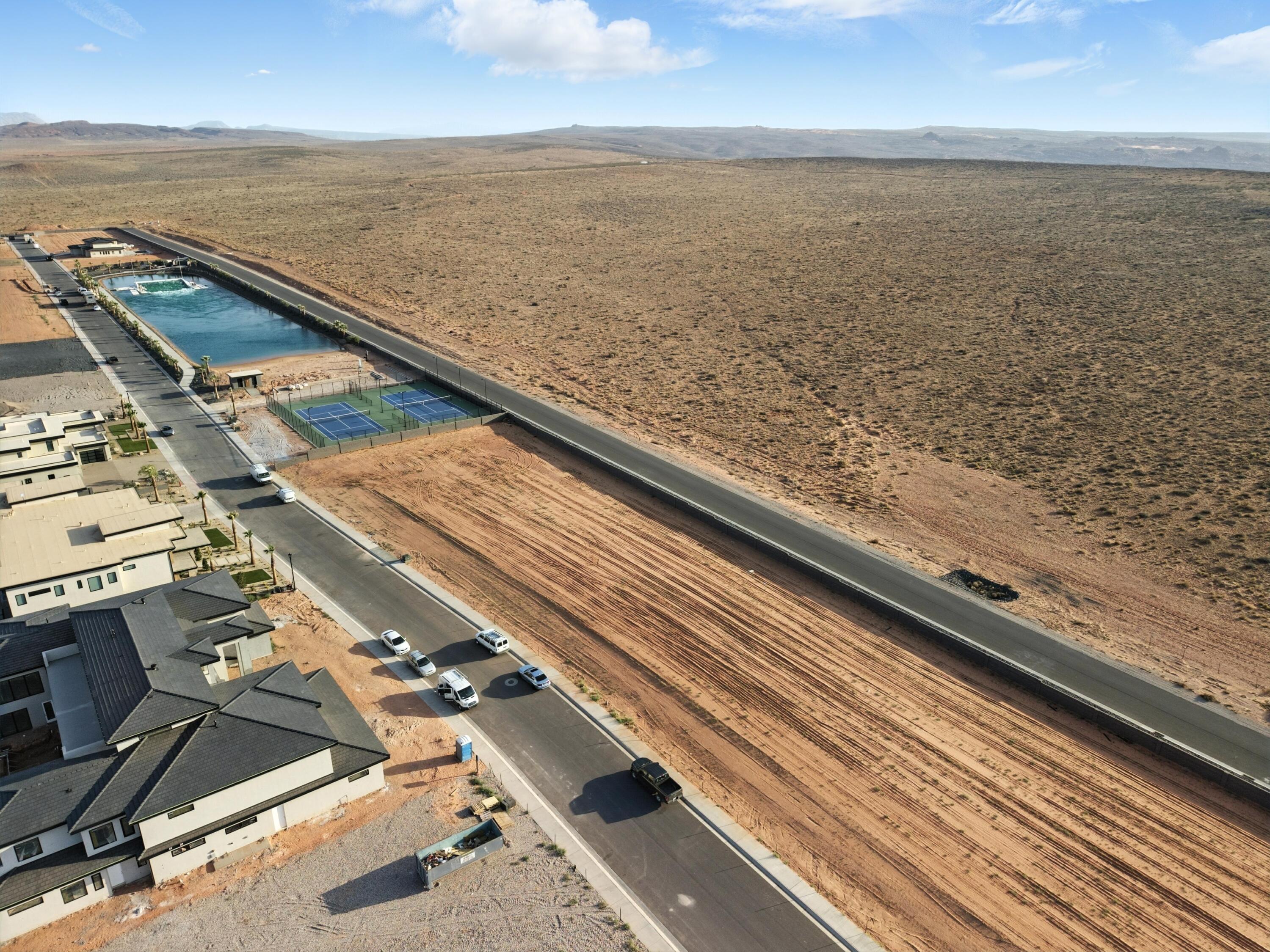 SOUTHERN SHORES - Land