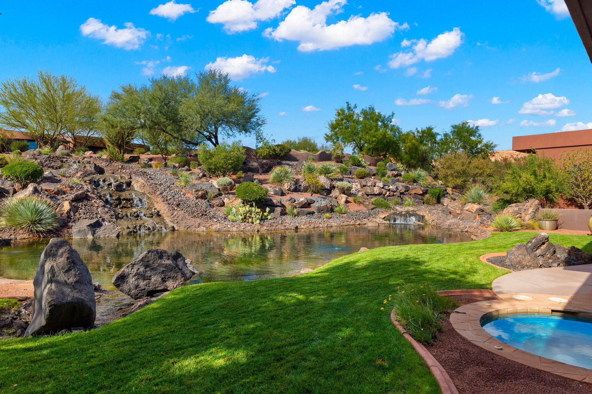 RESERVE OF ENTRADA SNOW CANYON PATIO HOMES - Residential