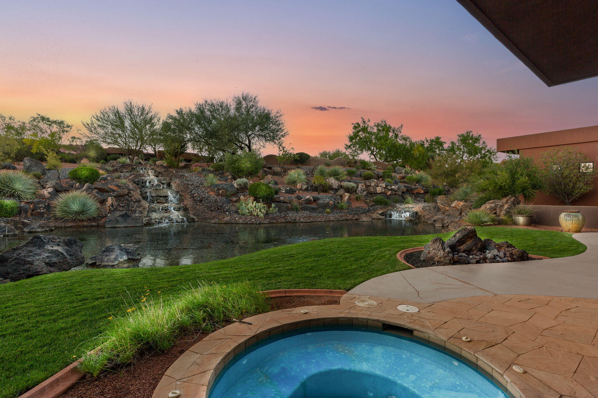 RESERVE OF ENTRADA SNOW CANYON PATIO HOMES - Residential