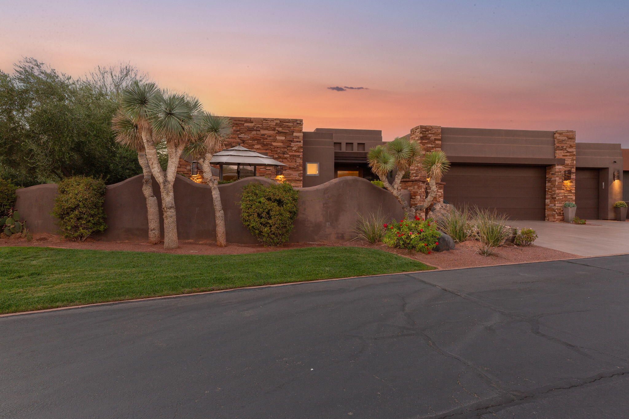 RESERVE OF ENTRADA SNOW CANYON PATIO HOMES - Residential
