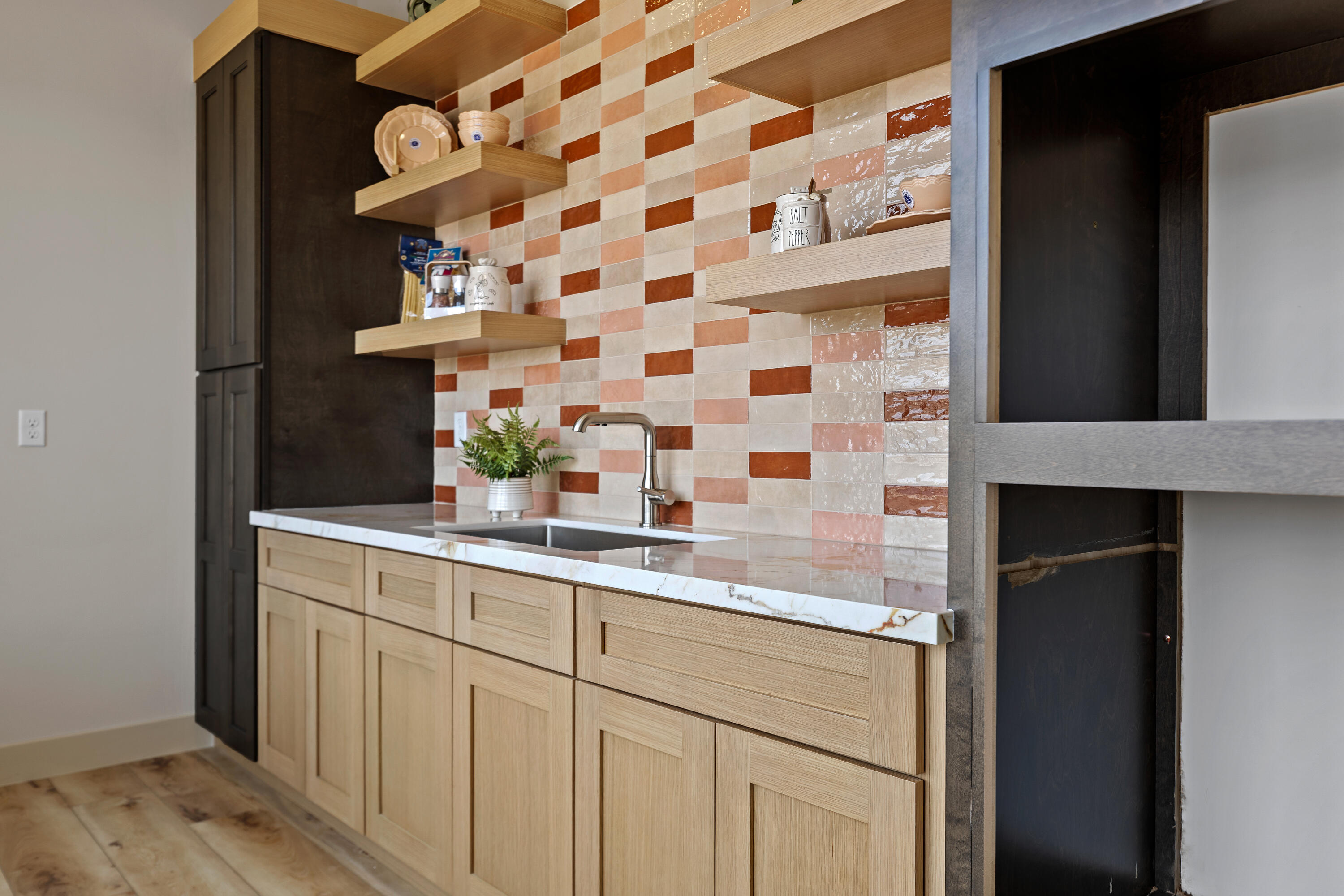 HILLSIDE ESTATES - Residential