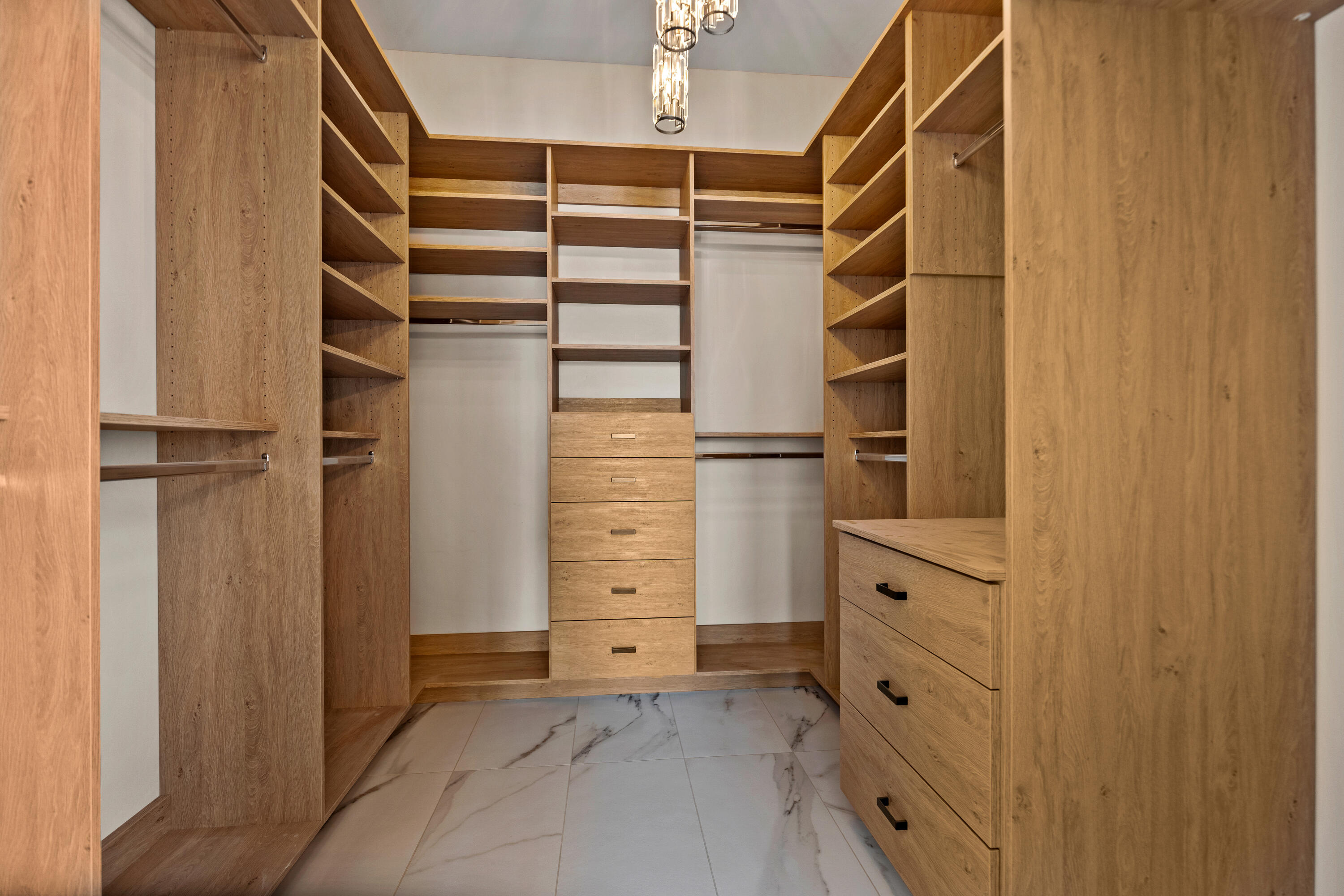 HILLSIDE ESTATES - Residential