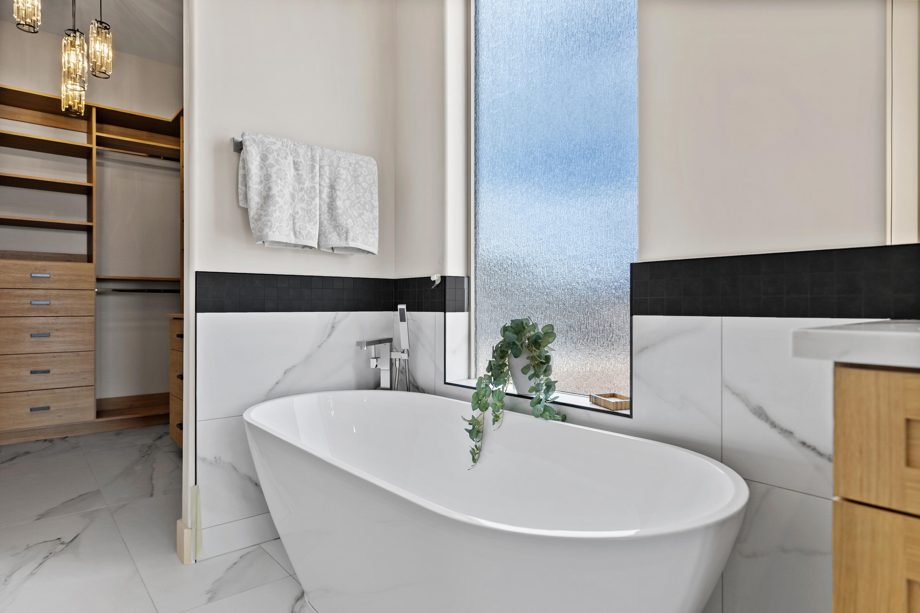 HILLSIDE ESTATES - Residential