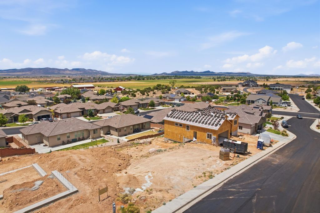 Photo of 356 S 3425 W, Cedar City, UT 84720 (MLS # 26-273375)