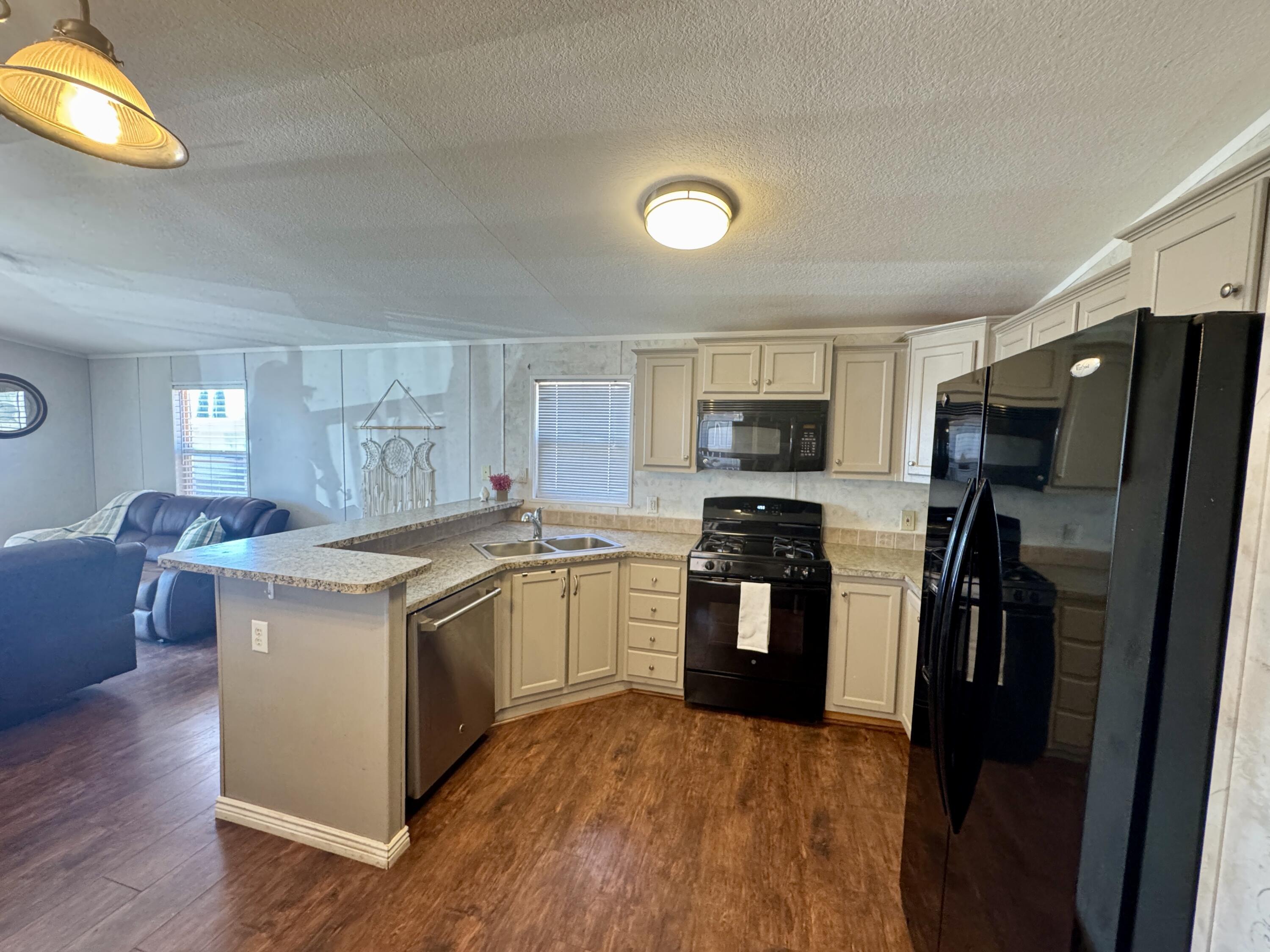 ST GEORGE TOWNSITE - Residential