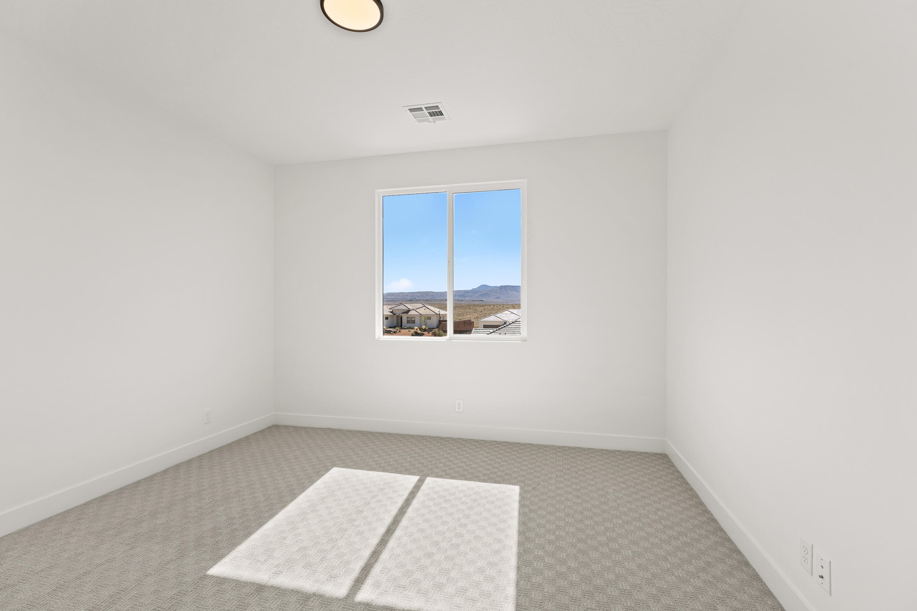 DESERT HORIZON - Residential