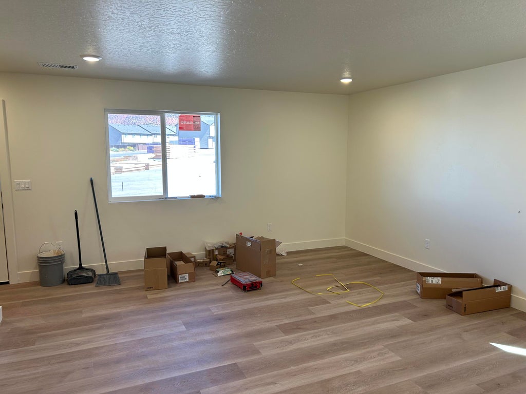 Photo of 920 S 25 E #22C, Cedar City, UT 84721 (MLS # 26-276883)
