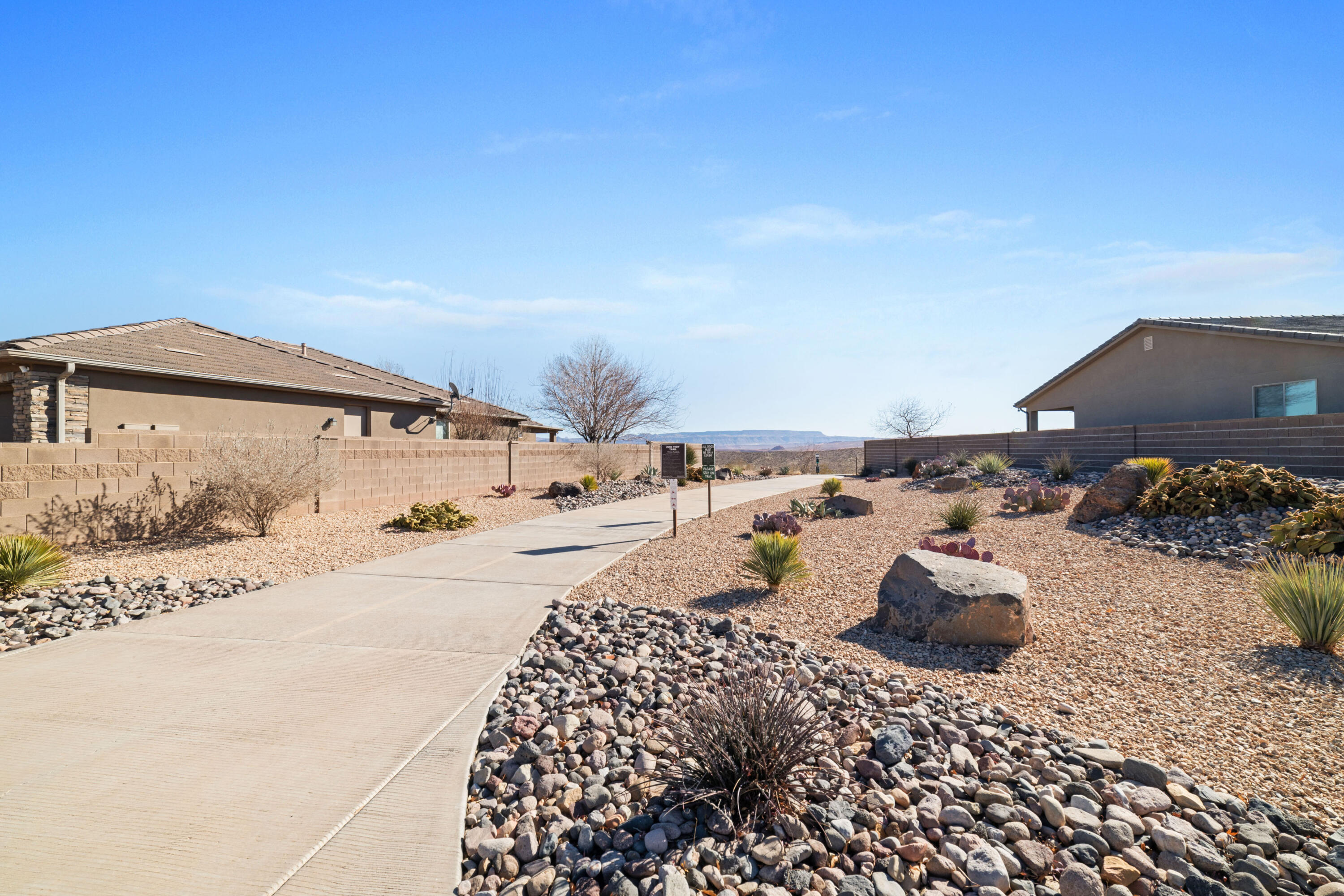 HIGHLAND PARK AT THE CORAL CANYON - Residential