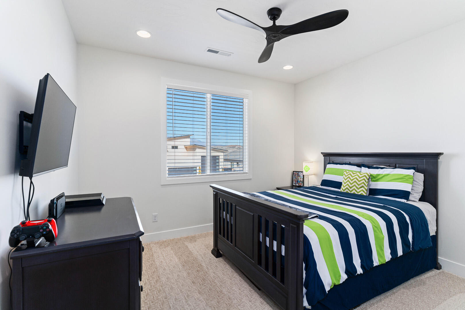 CRIMSON VISTAS - Residential