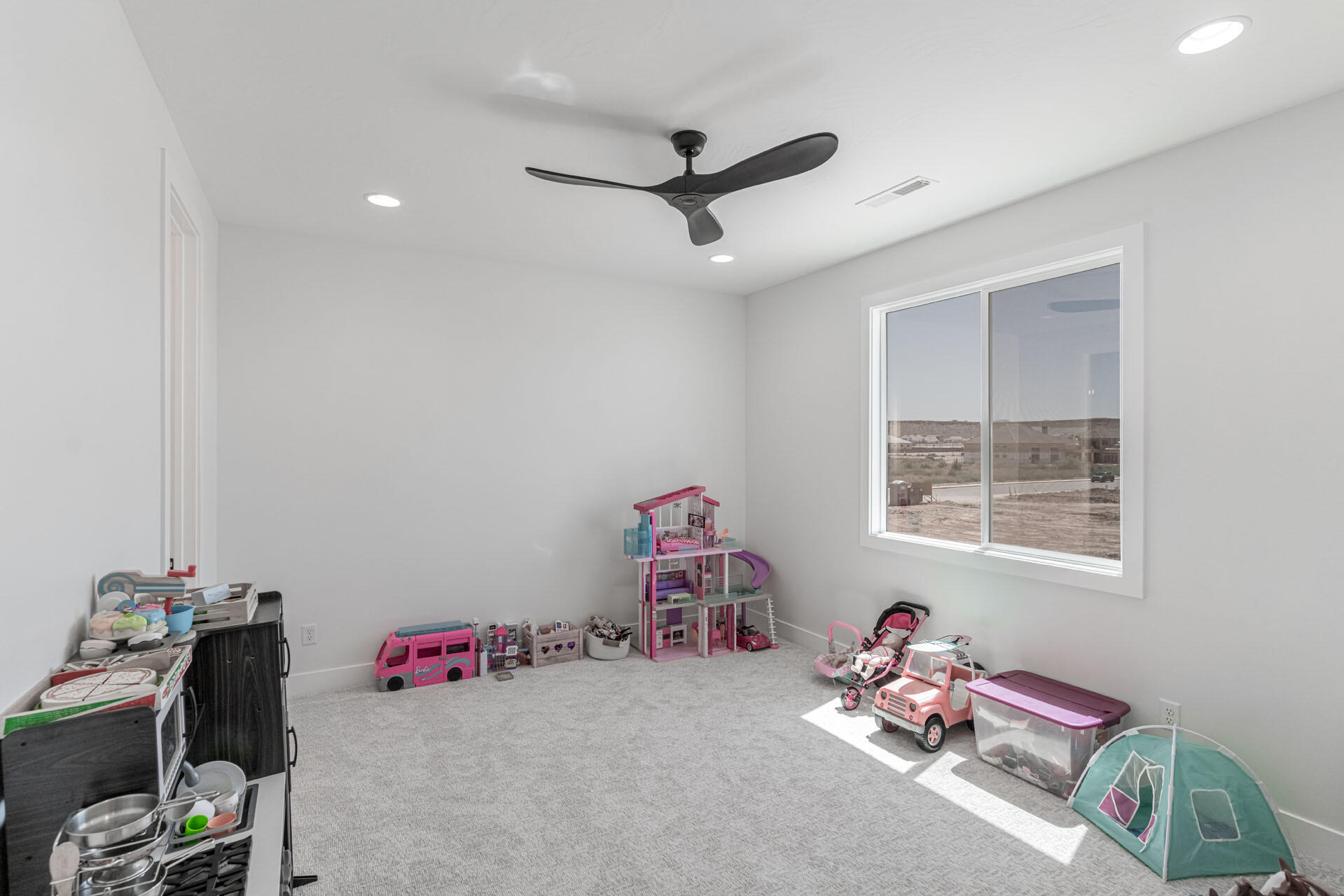 CRIMSON VISTAS - Residential