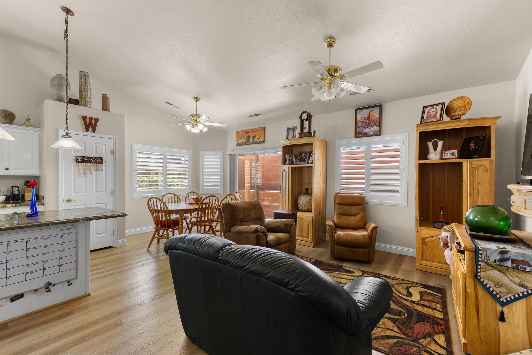 RIDGEPOINTE - Residential