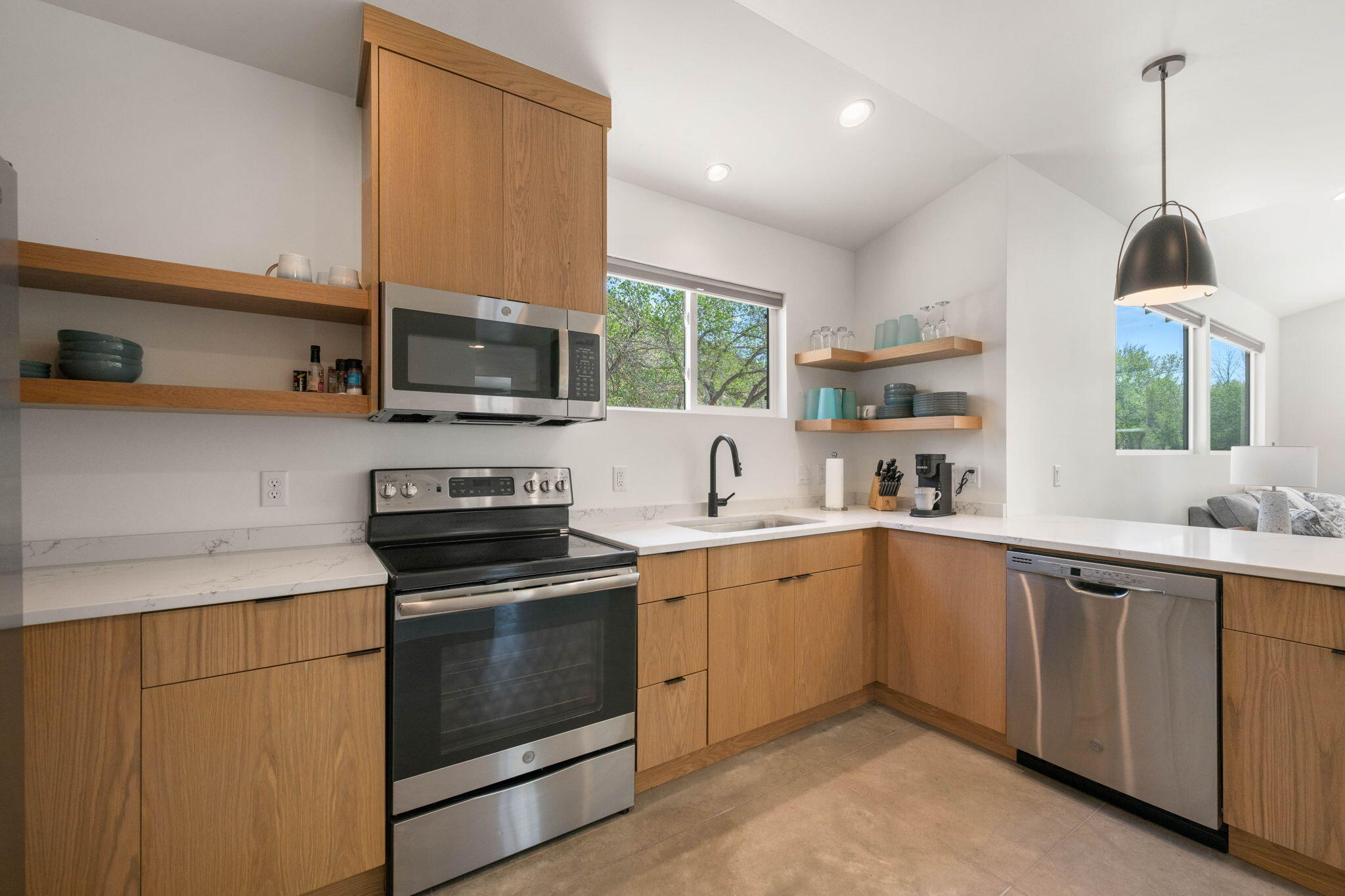 CANYON COTTONWOODS - Residential