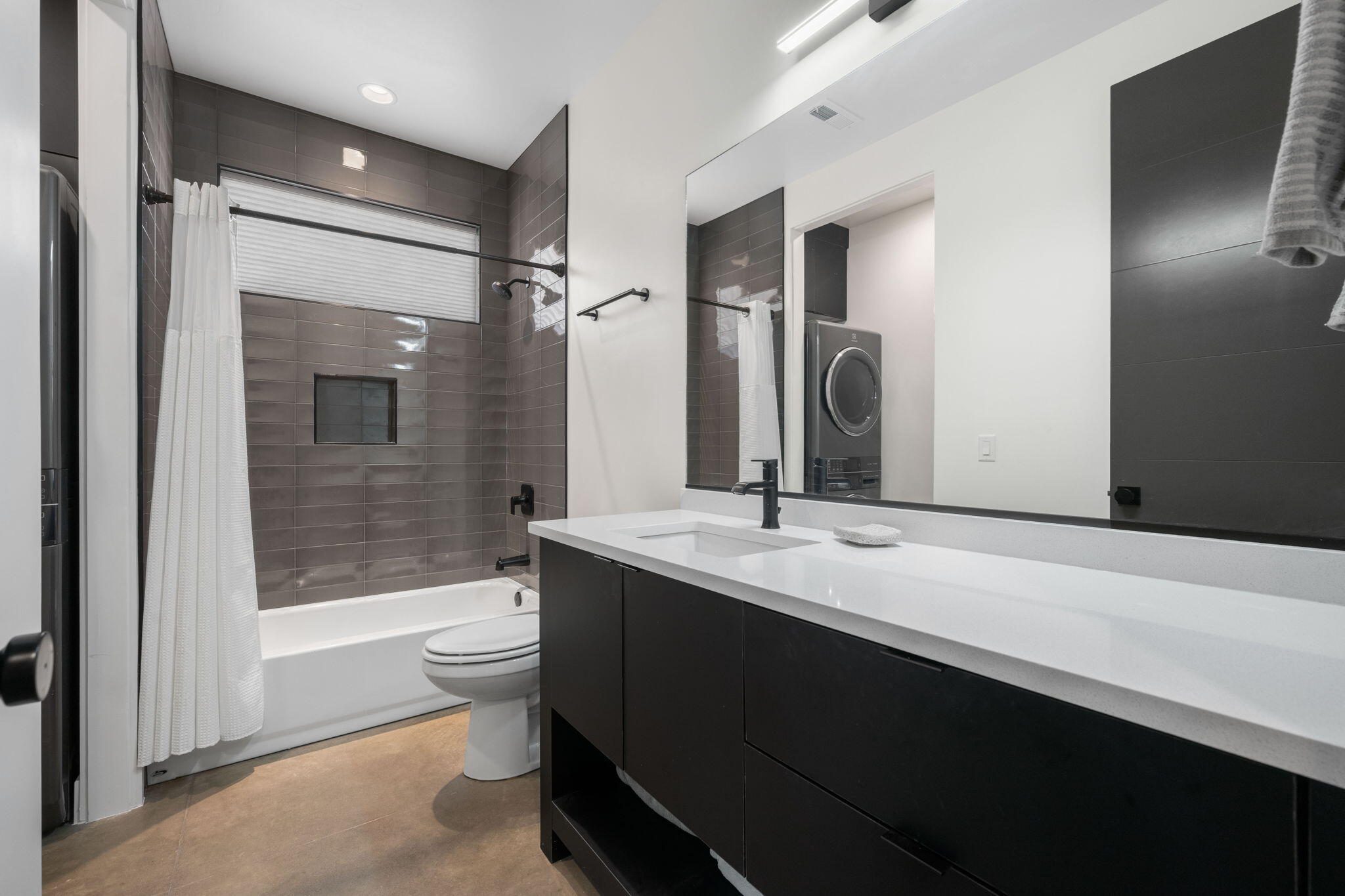 CANYON COTTONWOODS - Residential