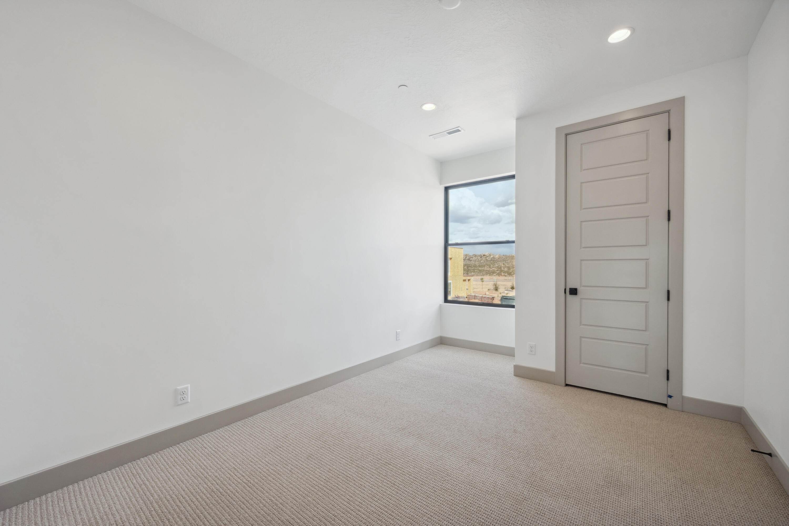 ISLAND AT CORAL CANYON - Residential