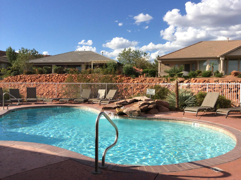 LAS ENTRADAS AT GREEN SPRING - Residential