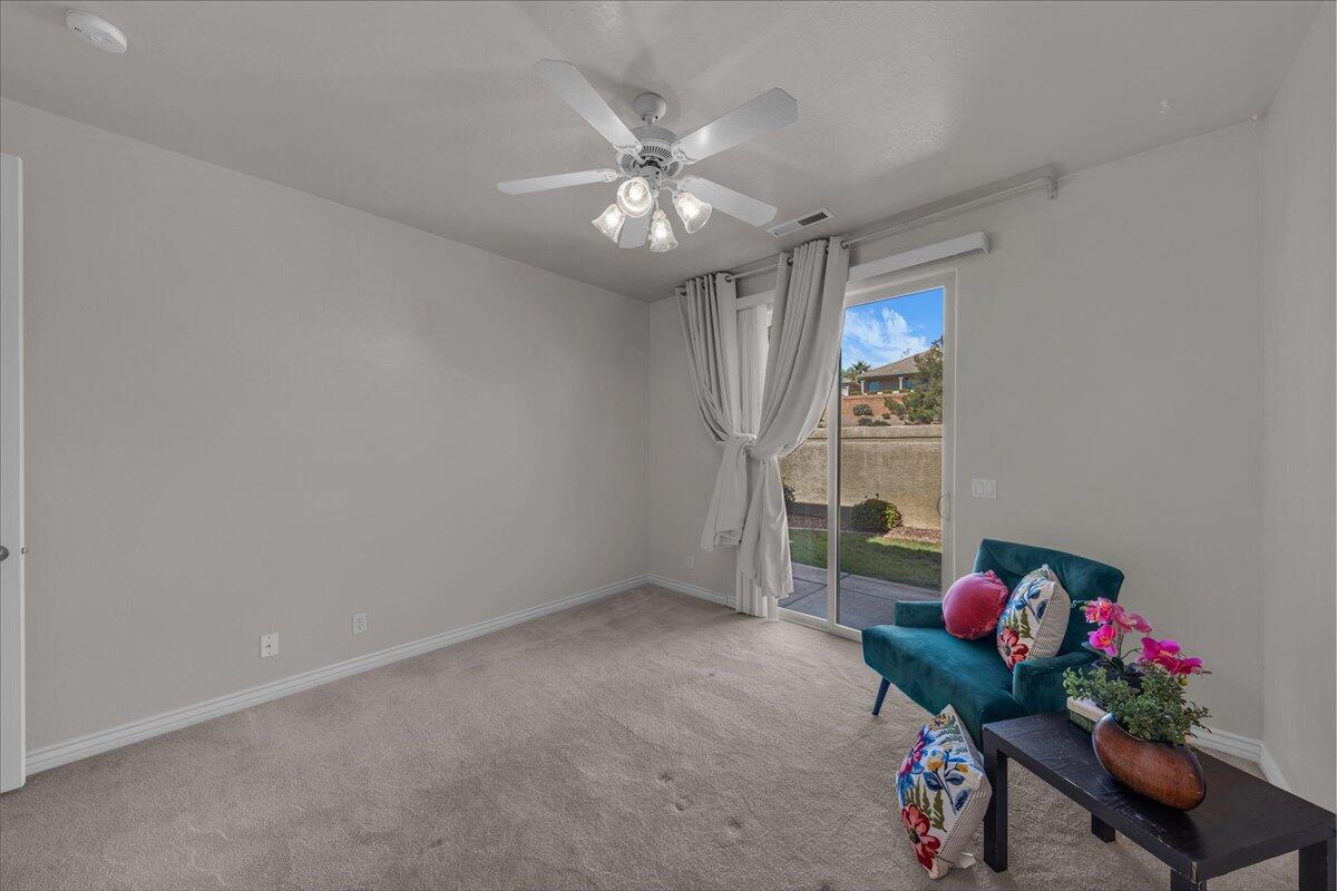 LAS ENTRADAS AT GREEN SPRING - Residential