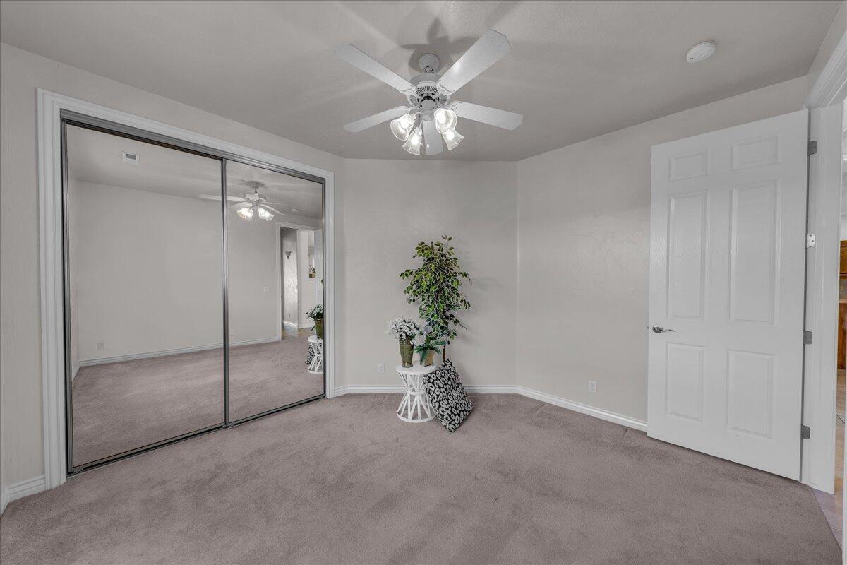 LAS ENTRADAS AT GREEN SPRING - Residential