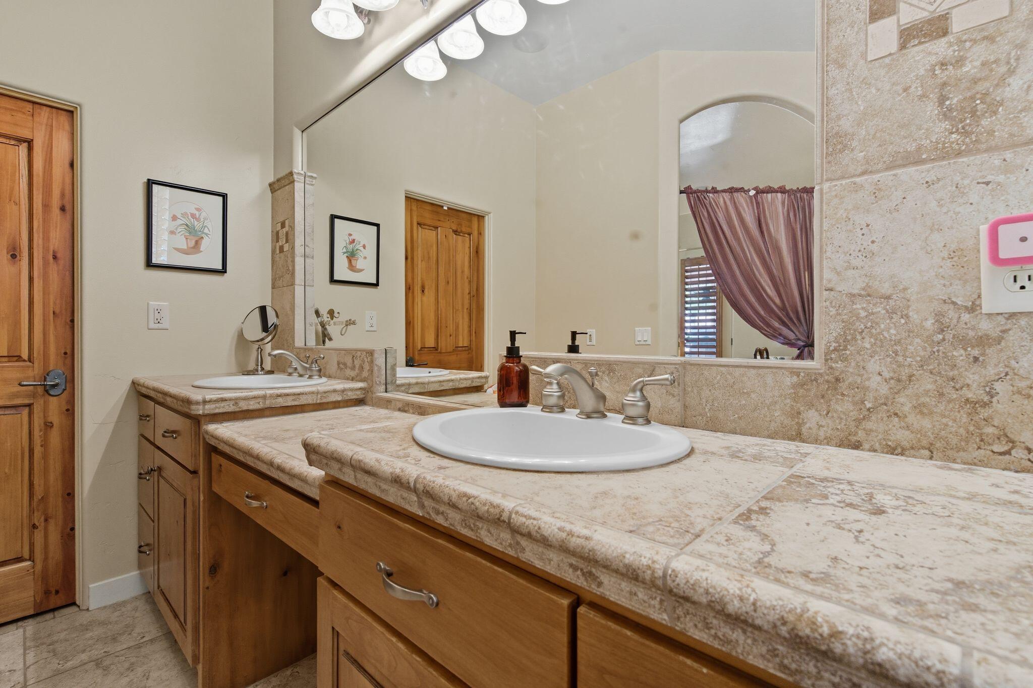 CHANCEL CLIFFS - Residential