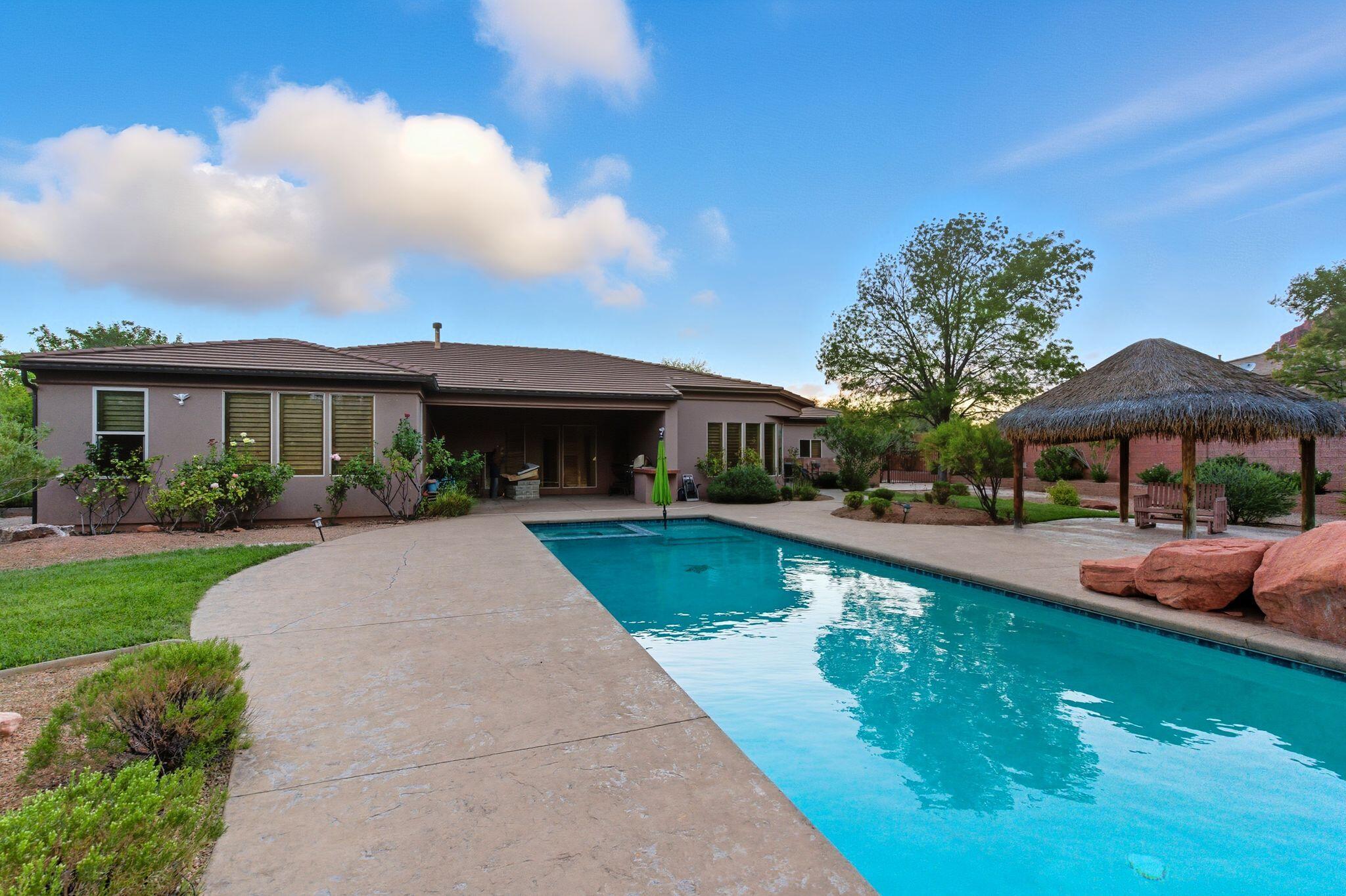 CHANCEL CLIFFS - Residential