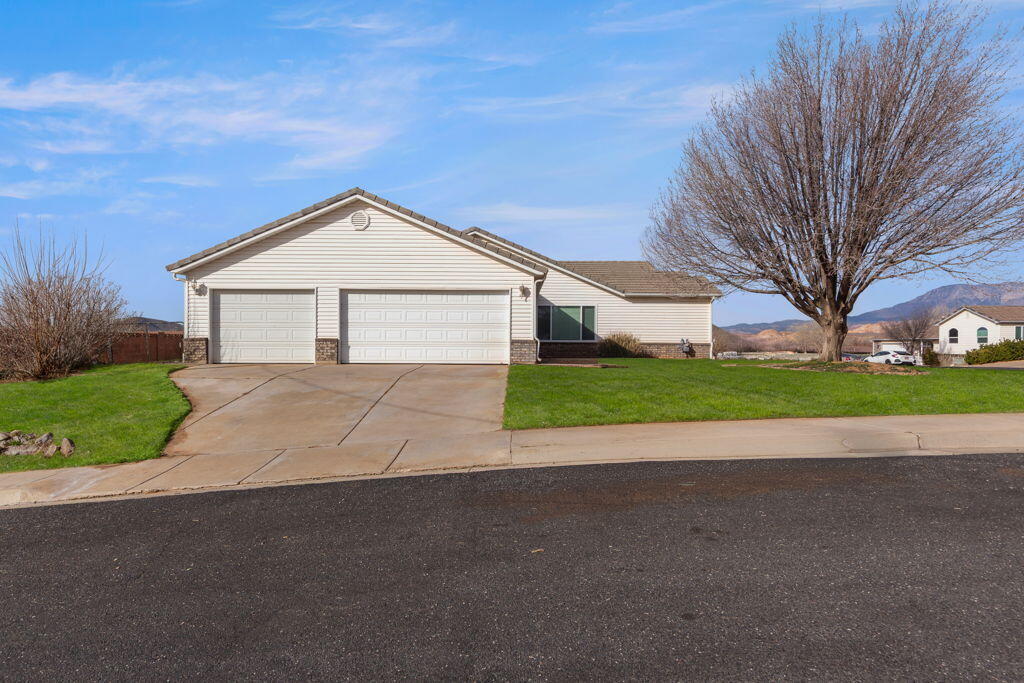 RIVER VIEW ESTATES - Residential