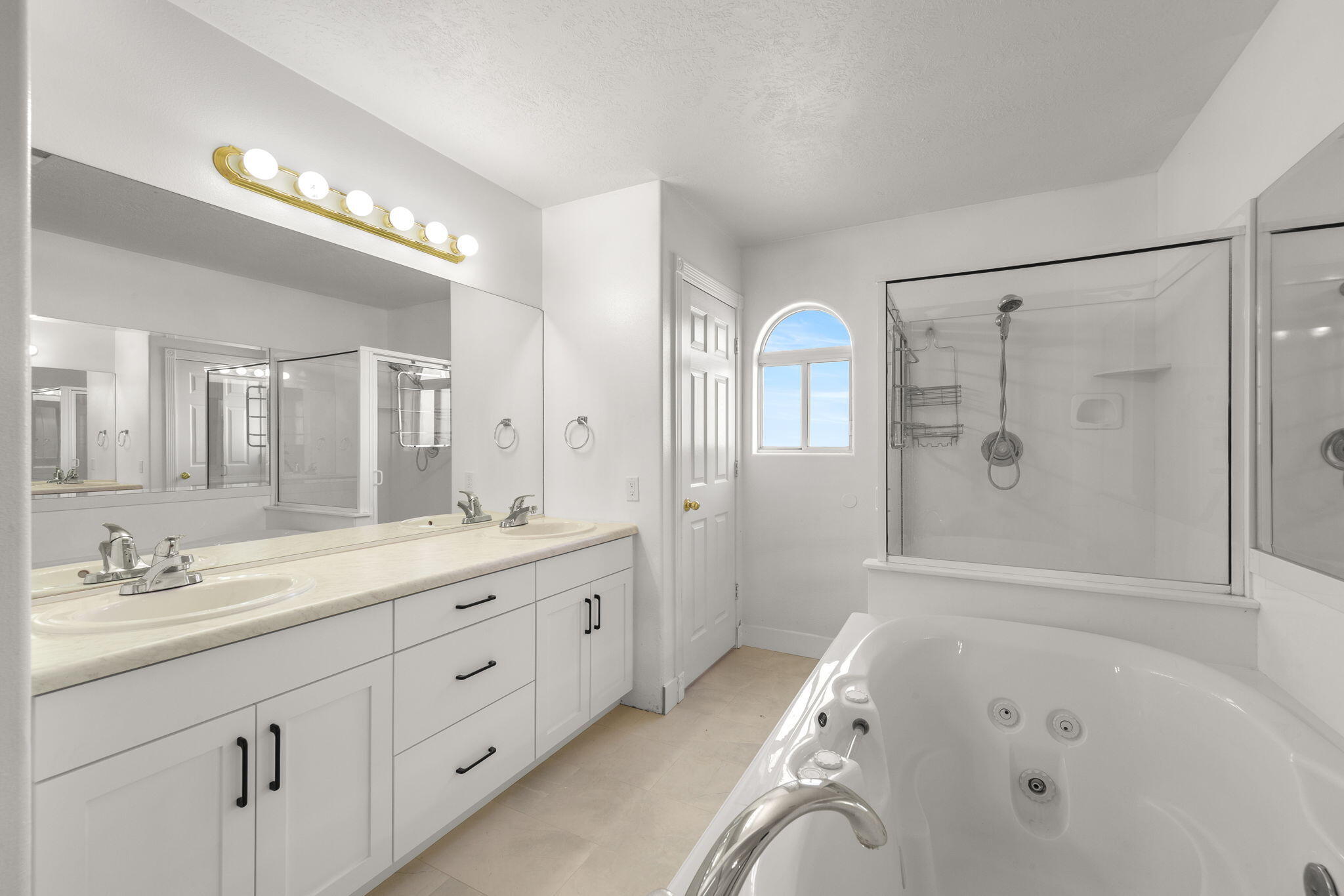 RIVER VIEW ESTATES - Residential