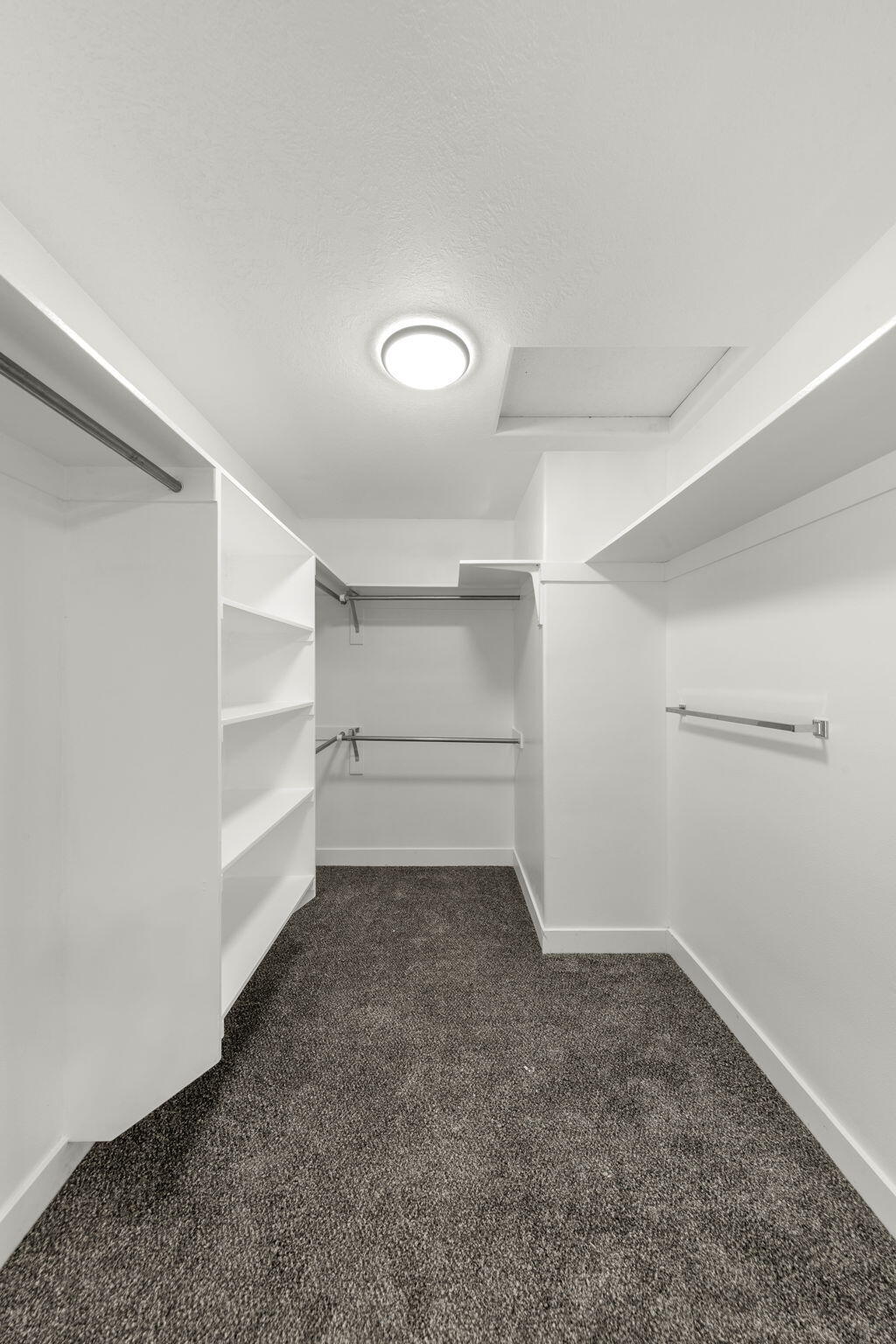 RIVER VIEW ESTATES - Residential