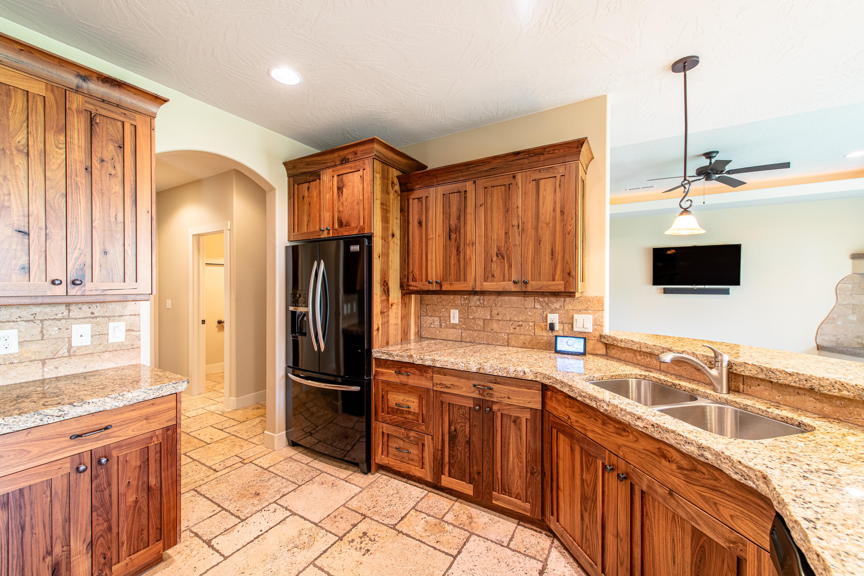 2745 E Rasmussen DR - Photo 4