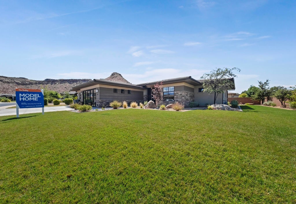 Photo of 1516 E Talus Way, Saint George, UT 84790 (MLS # 26-274959)