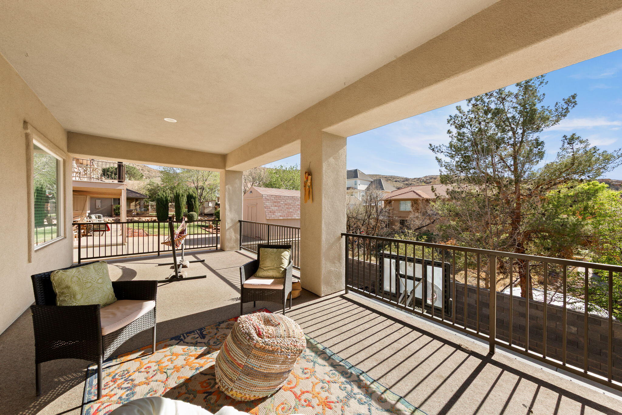 BLOOMINGTON HILLS - Residential