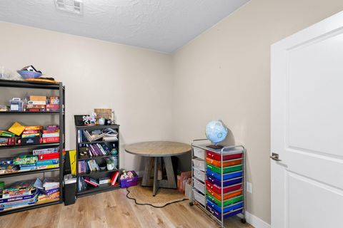 Tiny photo for 2282 S PINTURA DR, Saint George, UT 84790 (MLS # 26-270576)