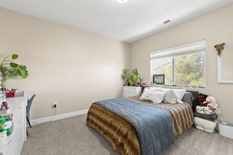 Tiny photo for 2282 S PINTURA DR, Saint George, UT 84790 (MLS # 26-270576)
