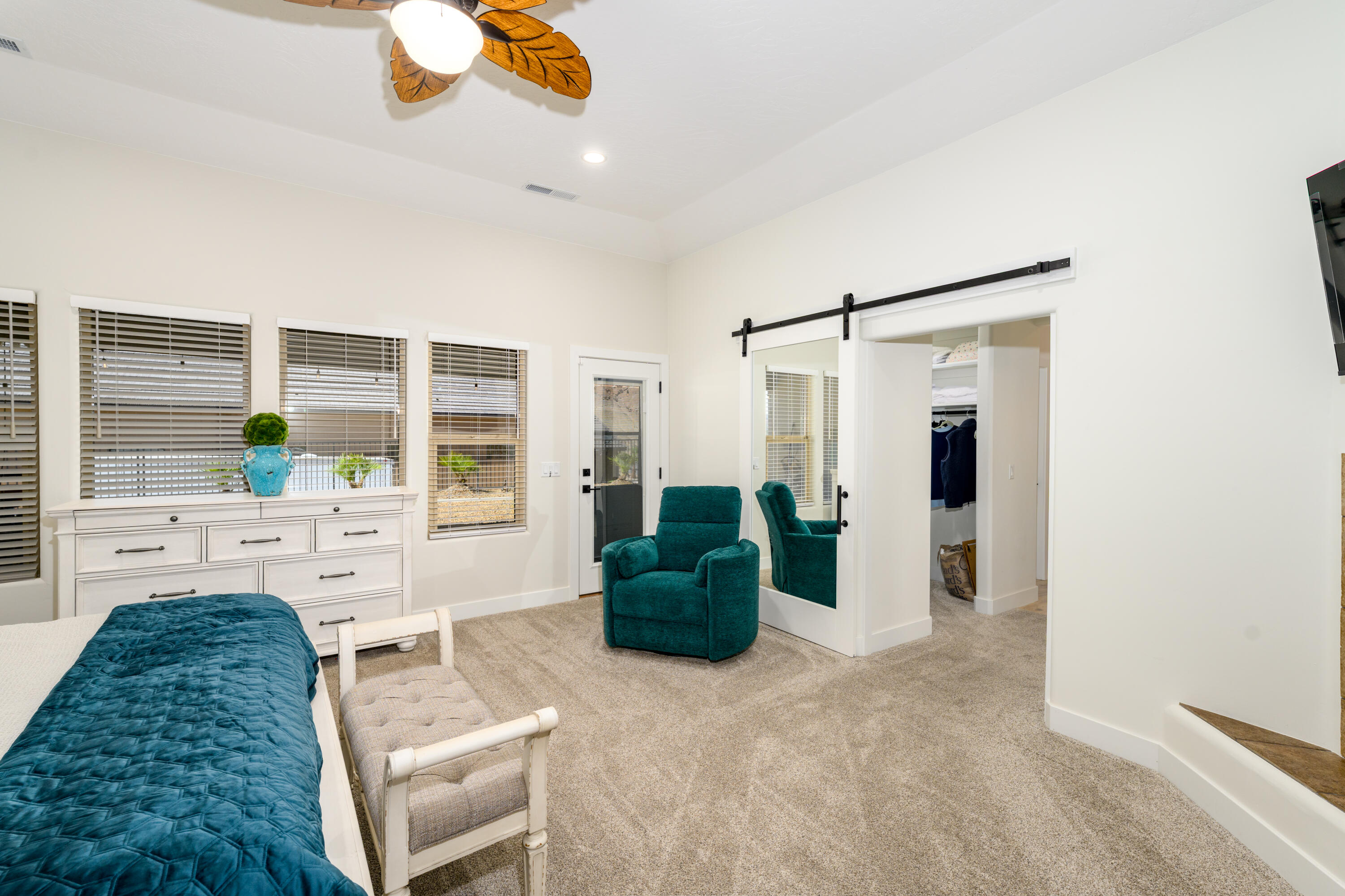 INDIAN KNOLLS - Residential