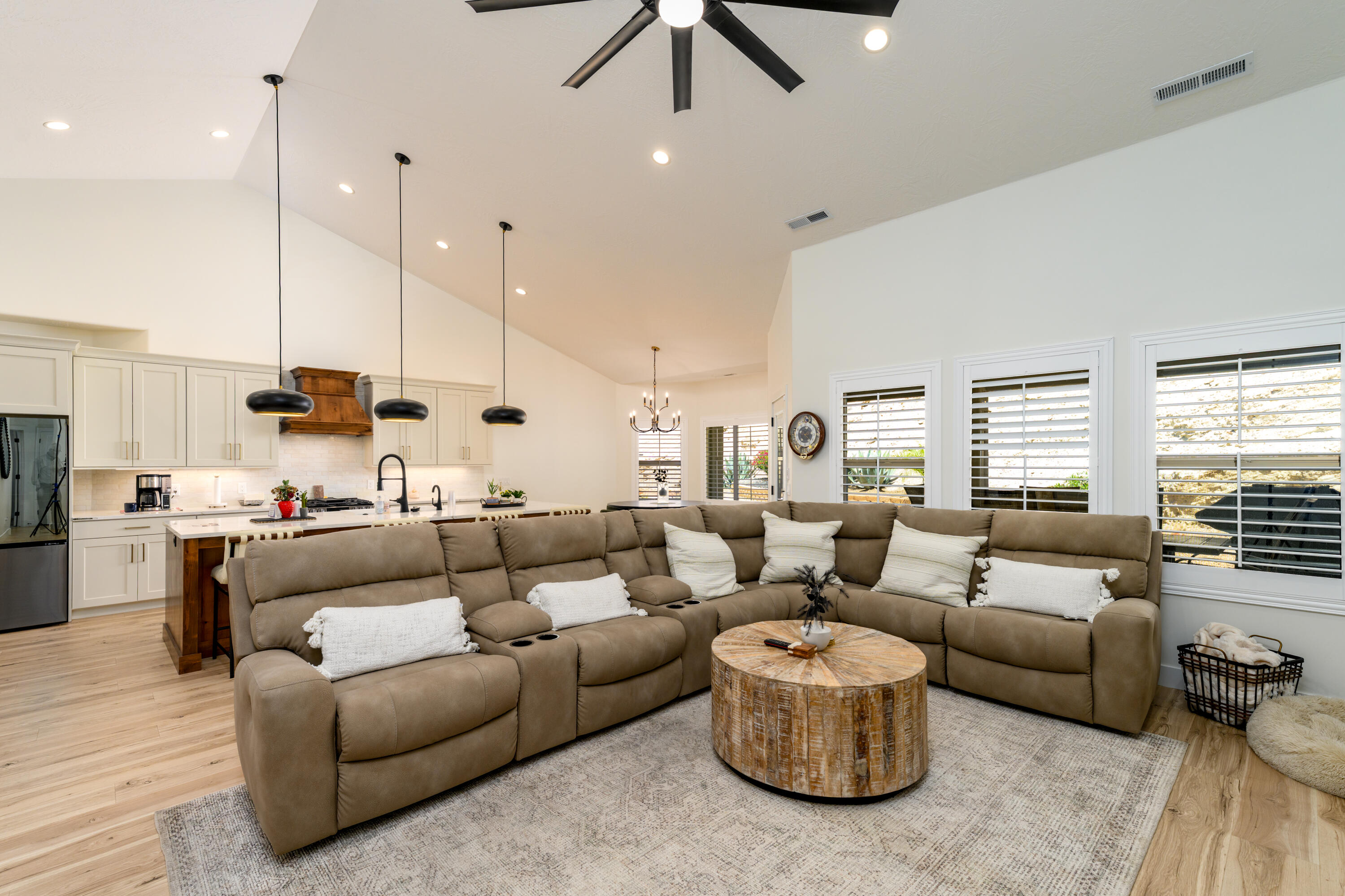 INDIAN KNOLLS - Residential