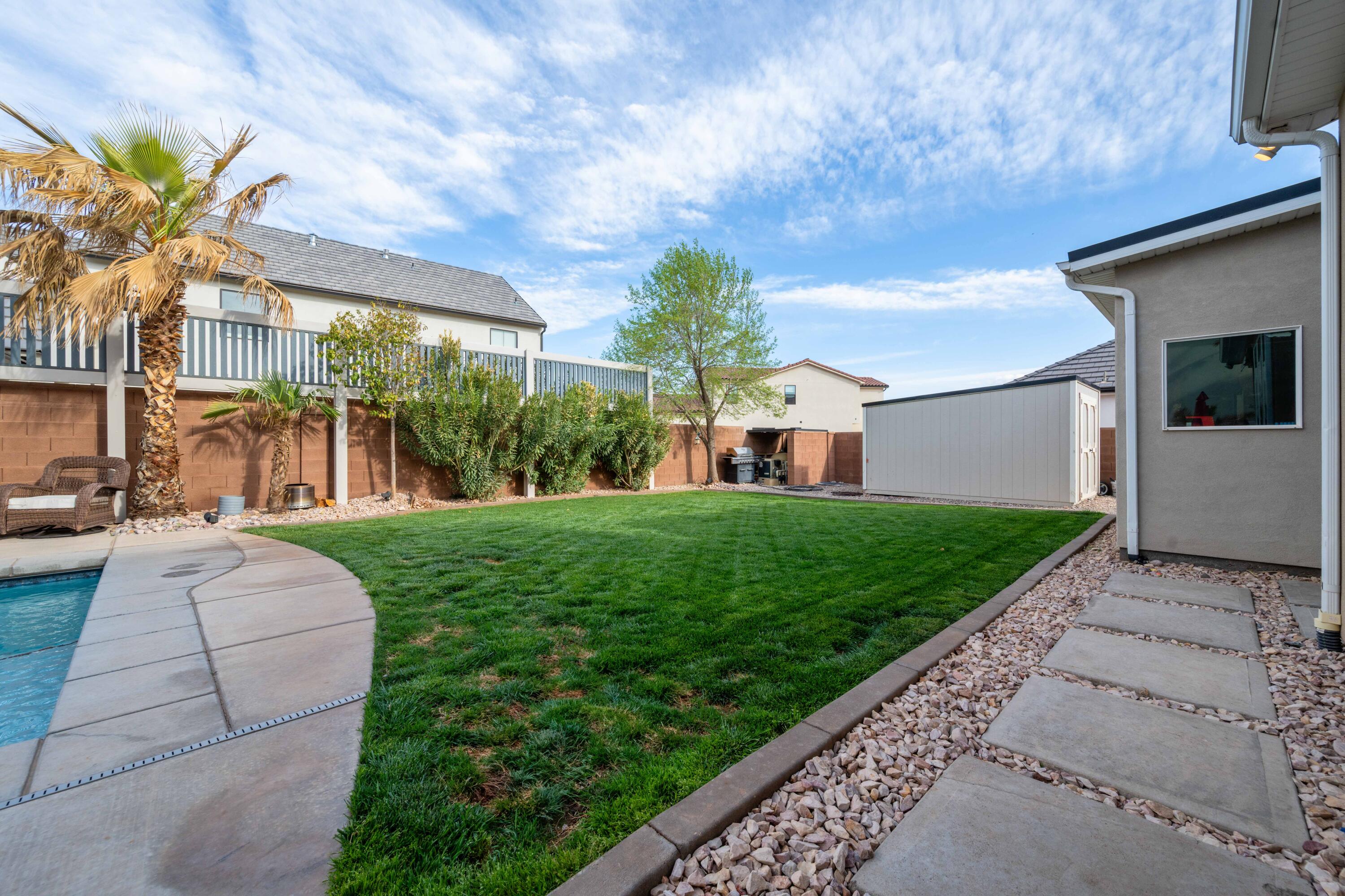 HYDE-BERRY PARK - Residential