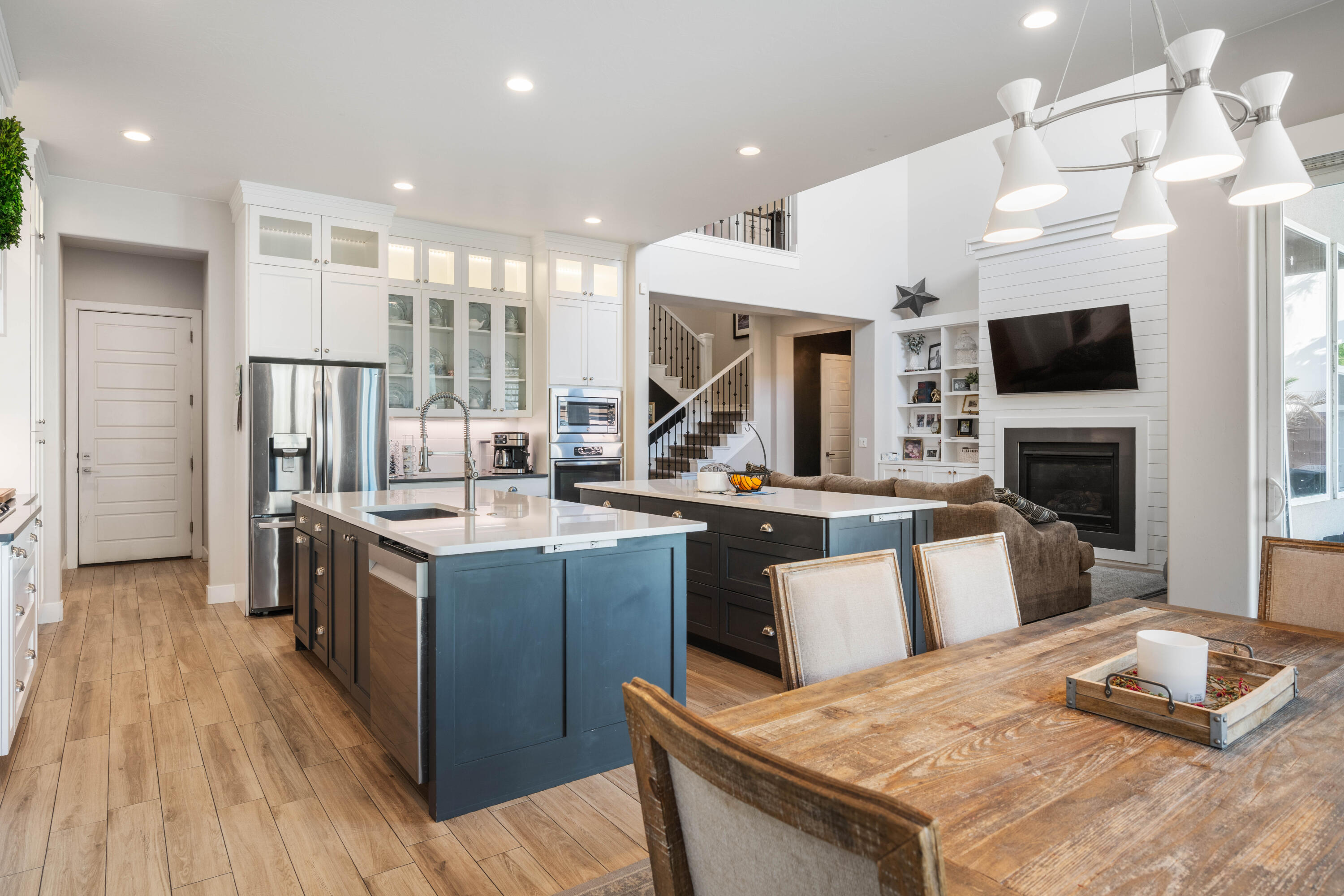 HYDE-BERRY PARK - Residential