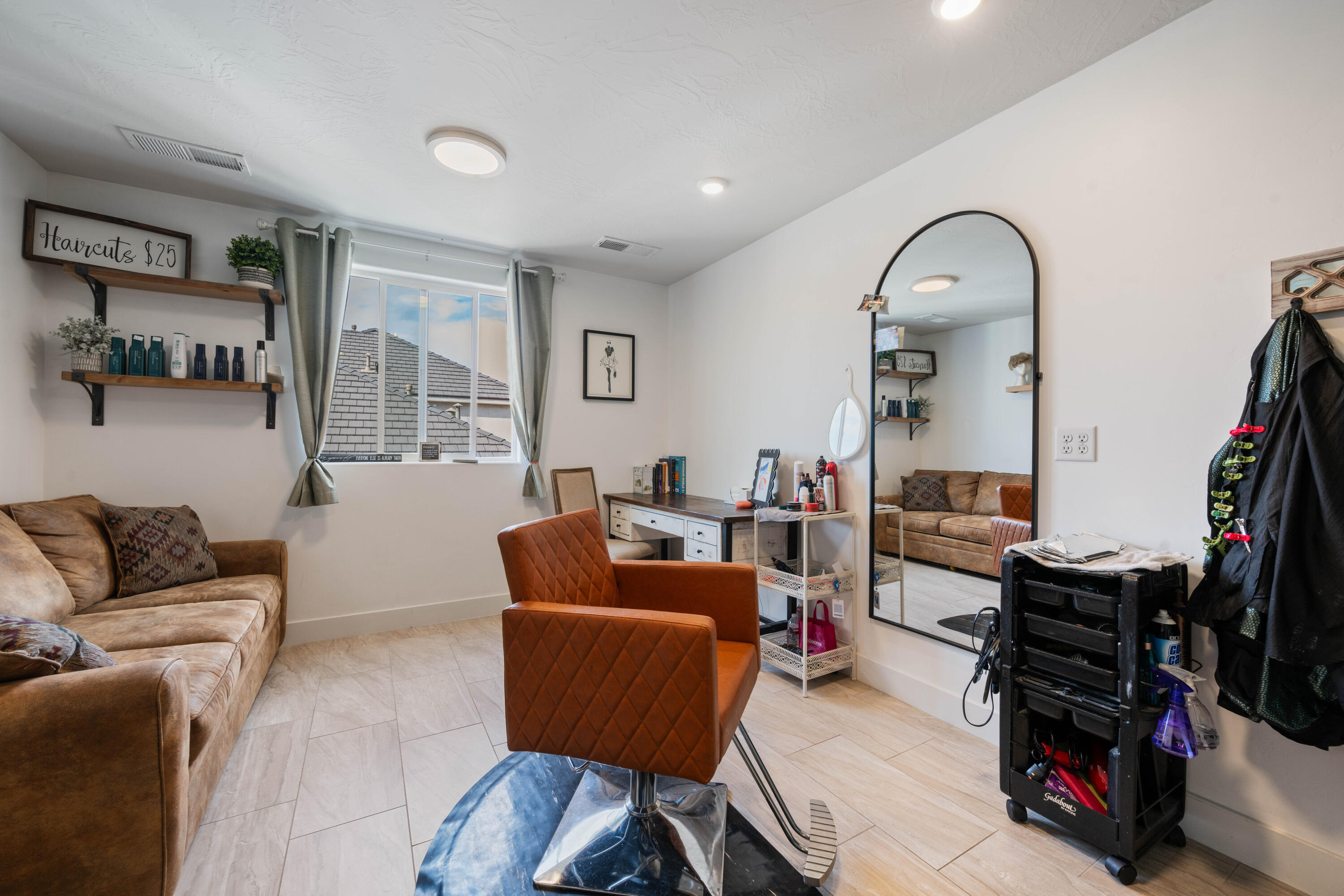 HYDE-BERRY PARK - Residential