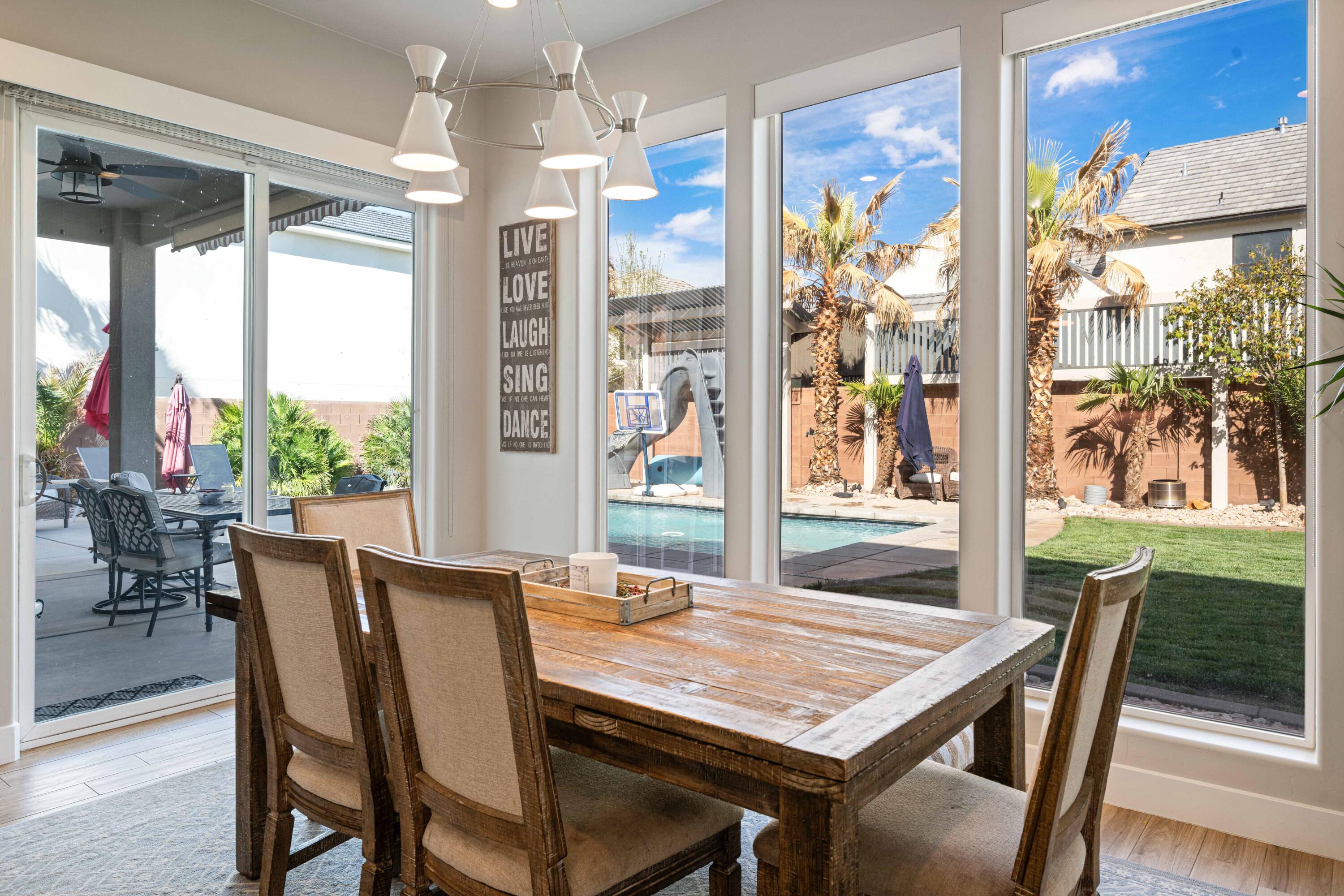 HYDE-BERRY PARK - Residential