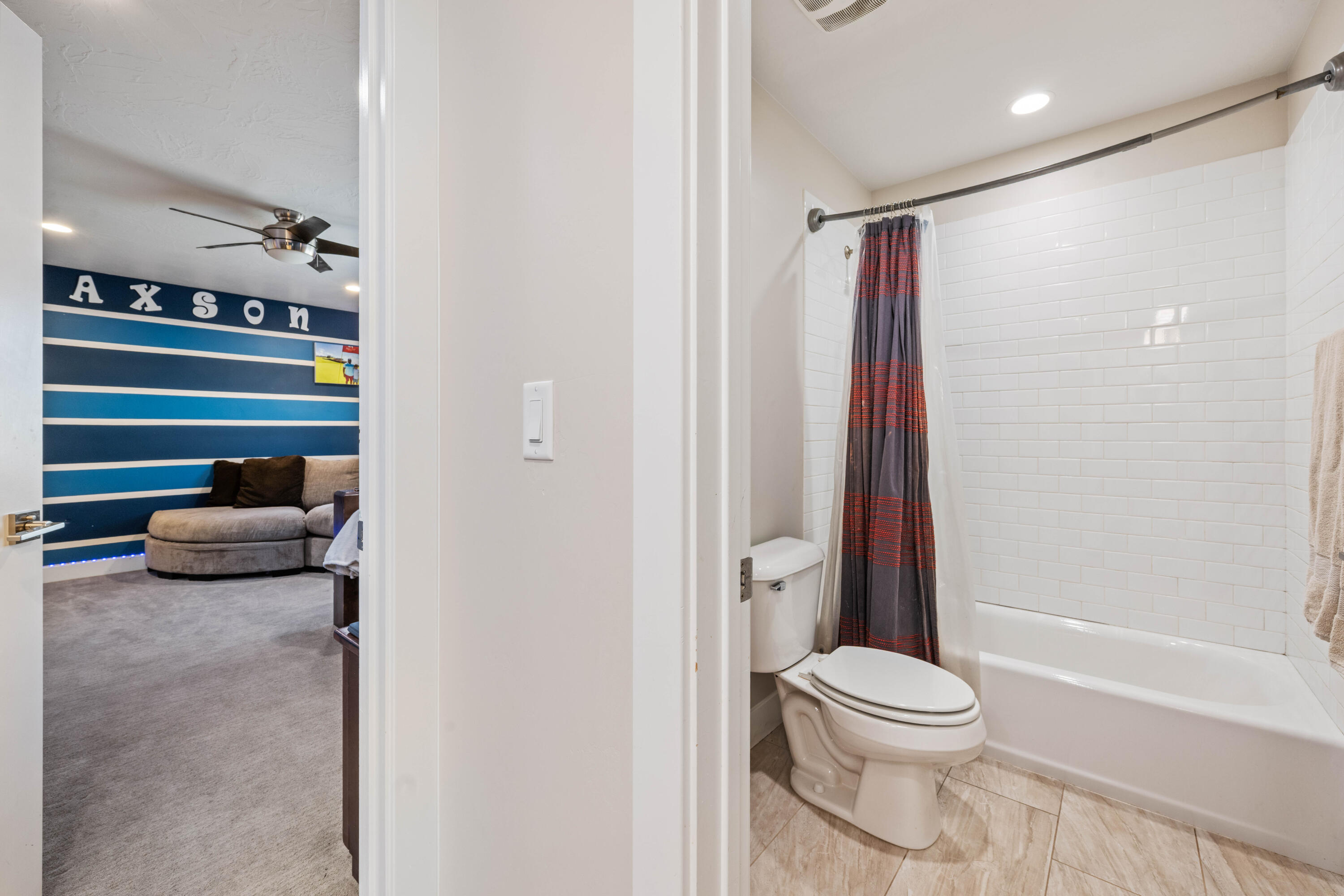 HYDE-BERRY PARK - Residential